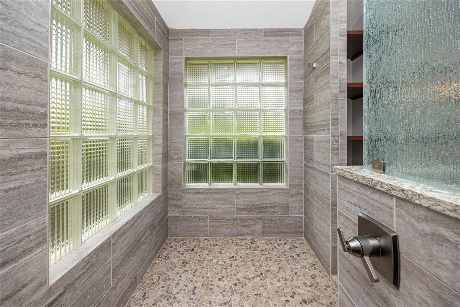 CHAPMAN MANORS - Residential