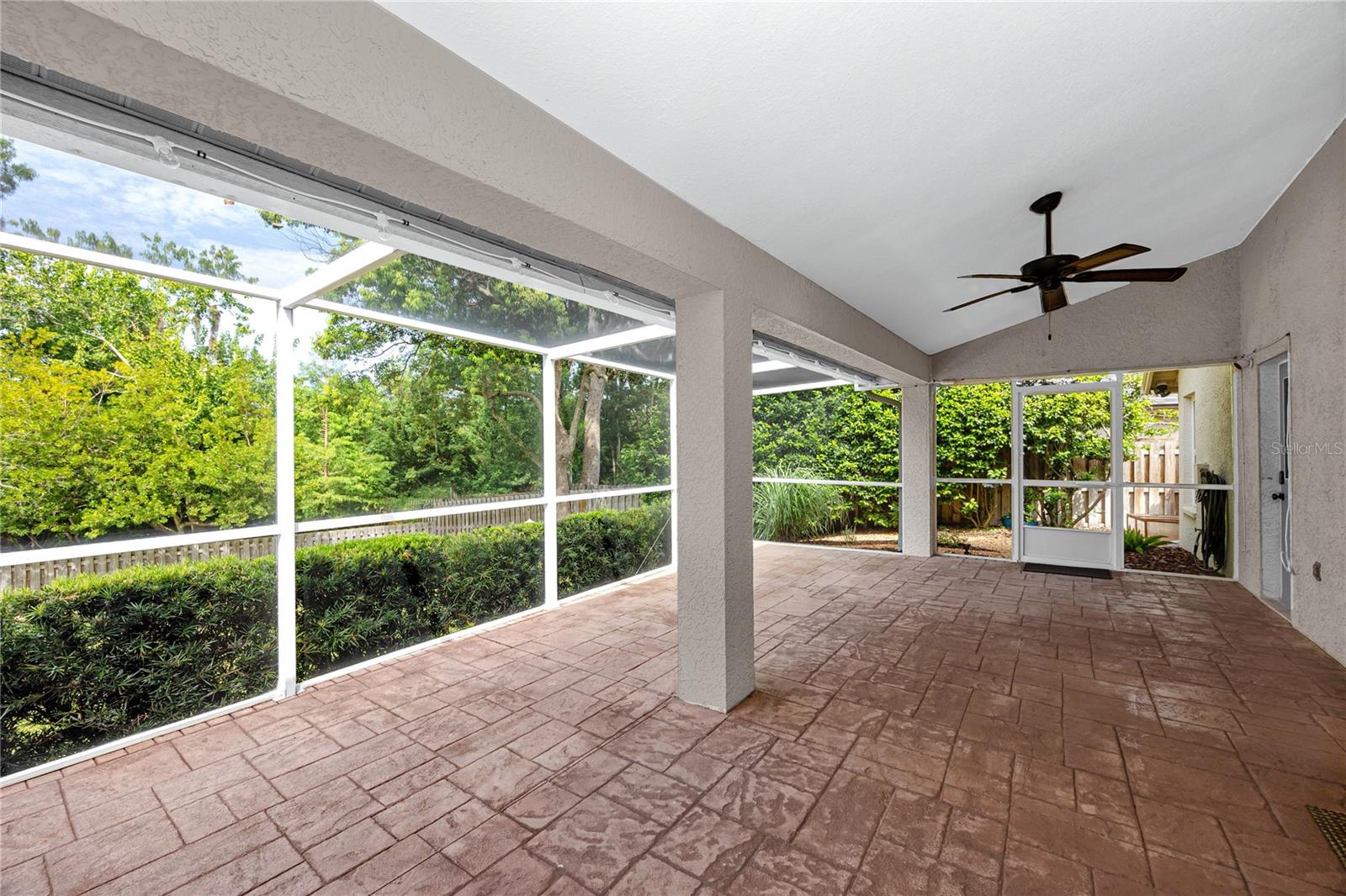CHAPMAN MANORS - Residential
