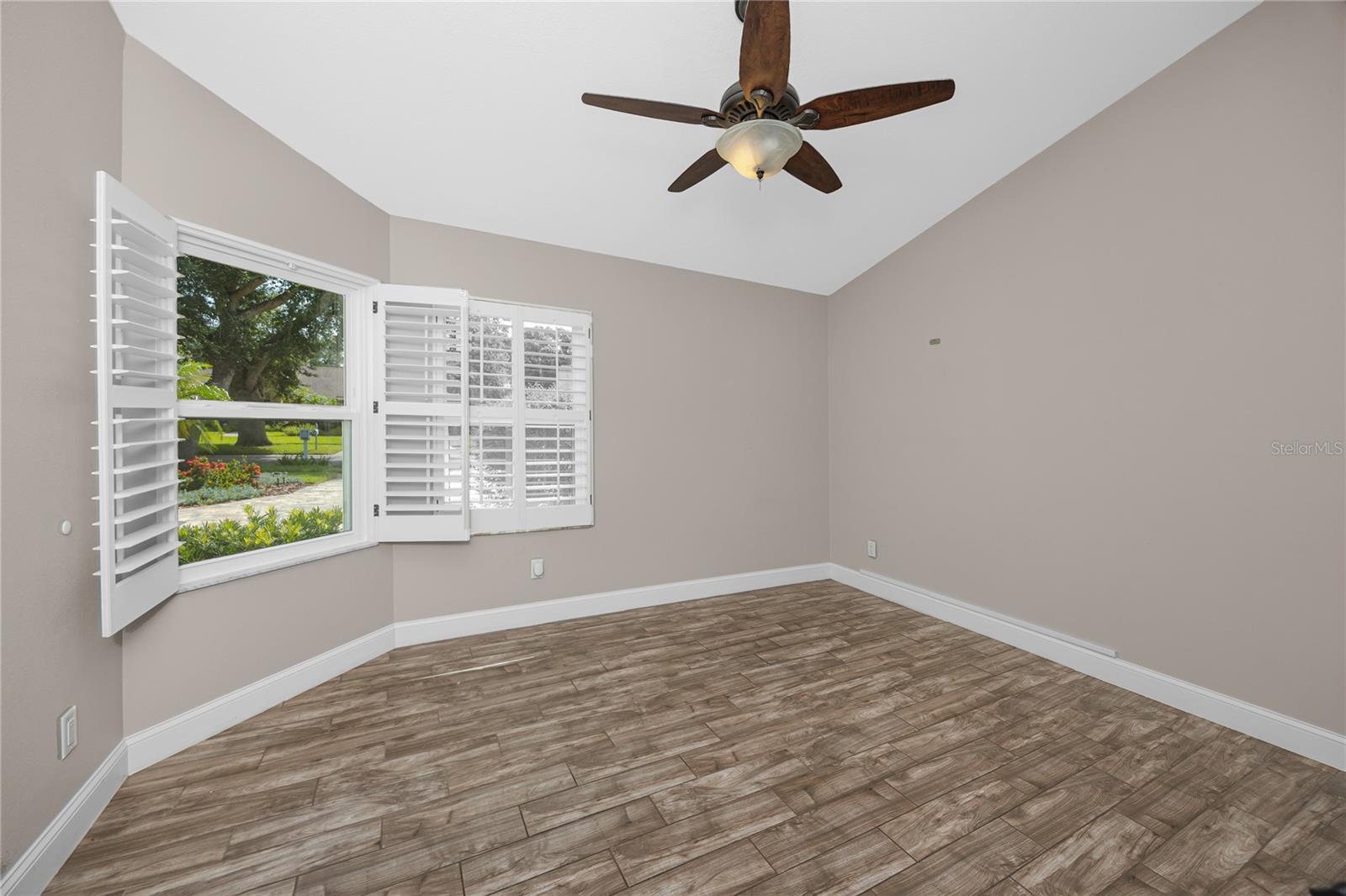 CHAPMAN MANORS - Residential