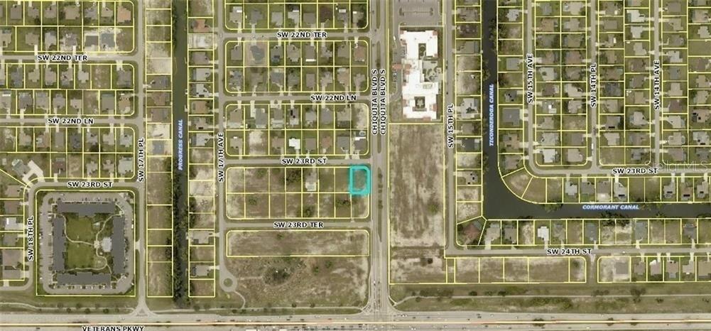 CAPE CORAL - Land