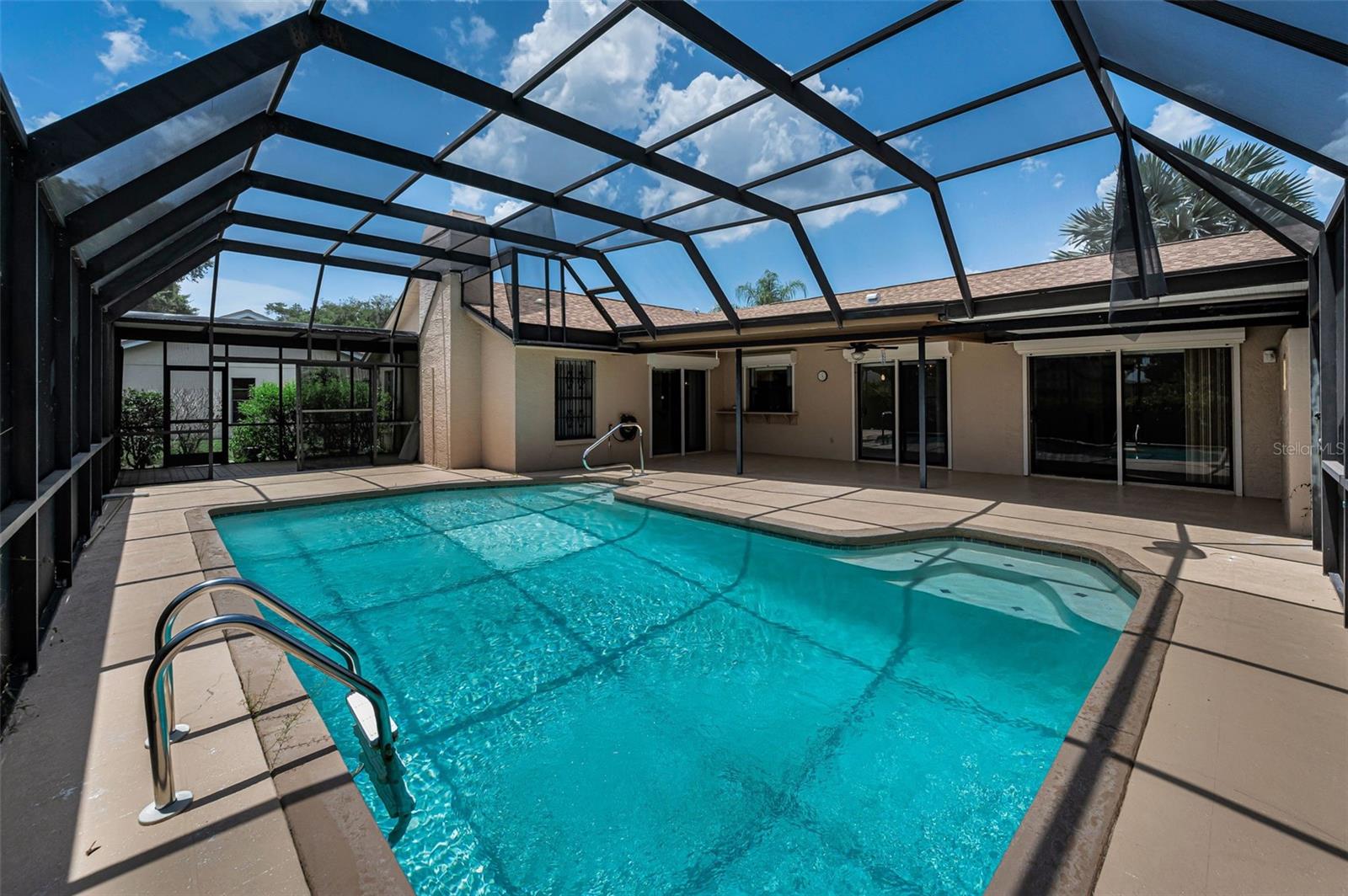 FAIRWAY SPGS - Residential