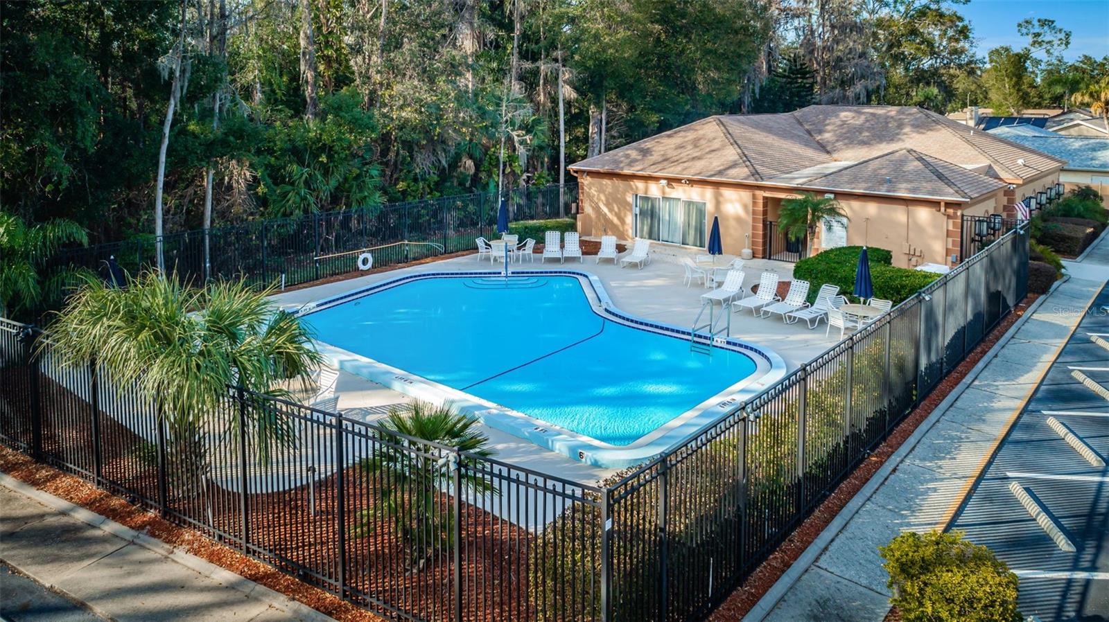 FAIRWAY SPGS - Residential