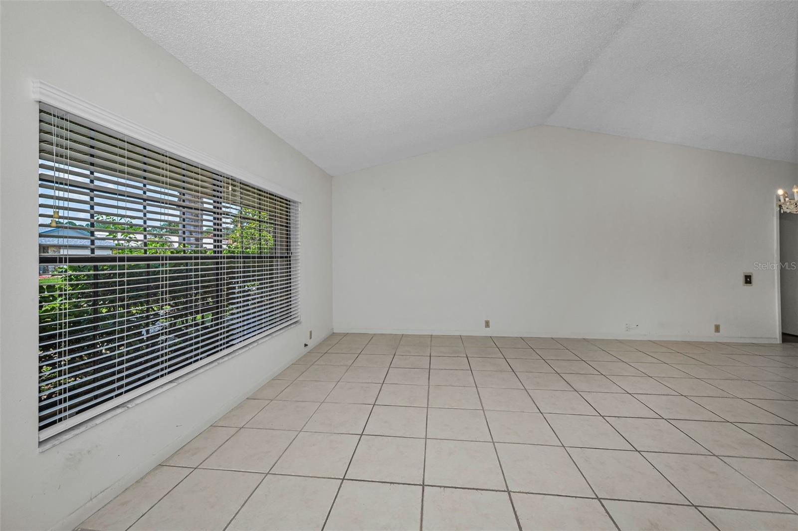 FAIRWAY SPGS - Residential