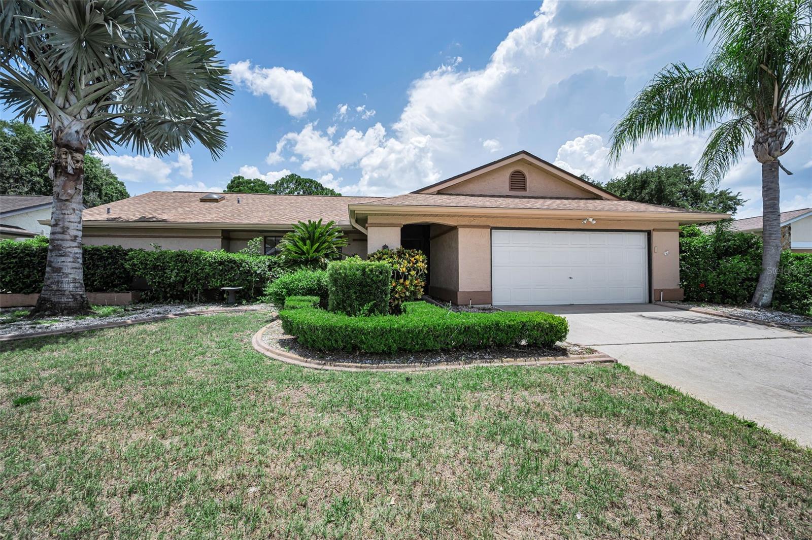 FAIRWAY SPGS - Residential