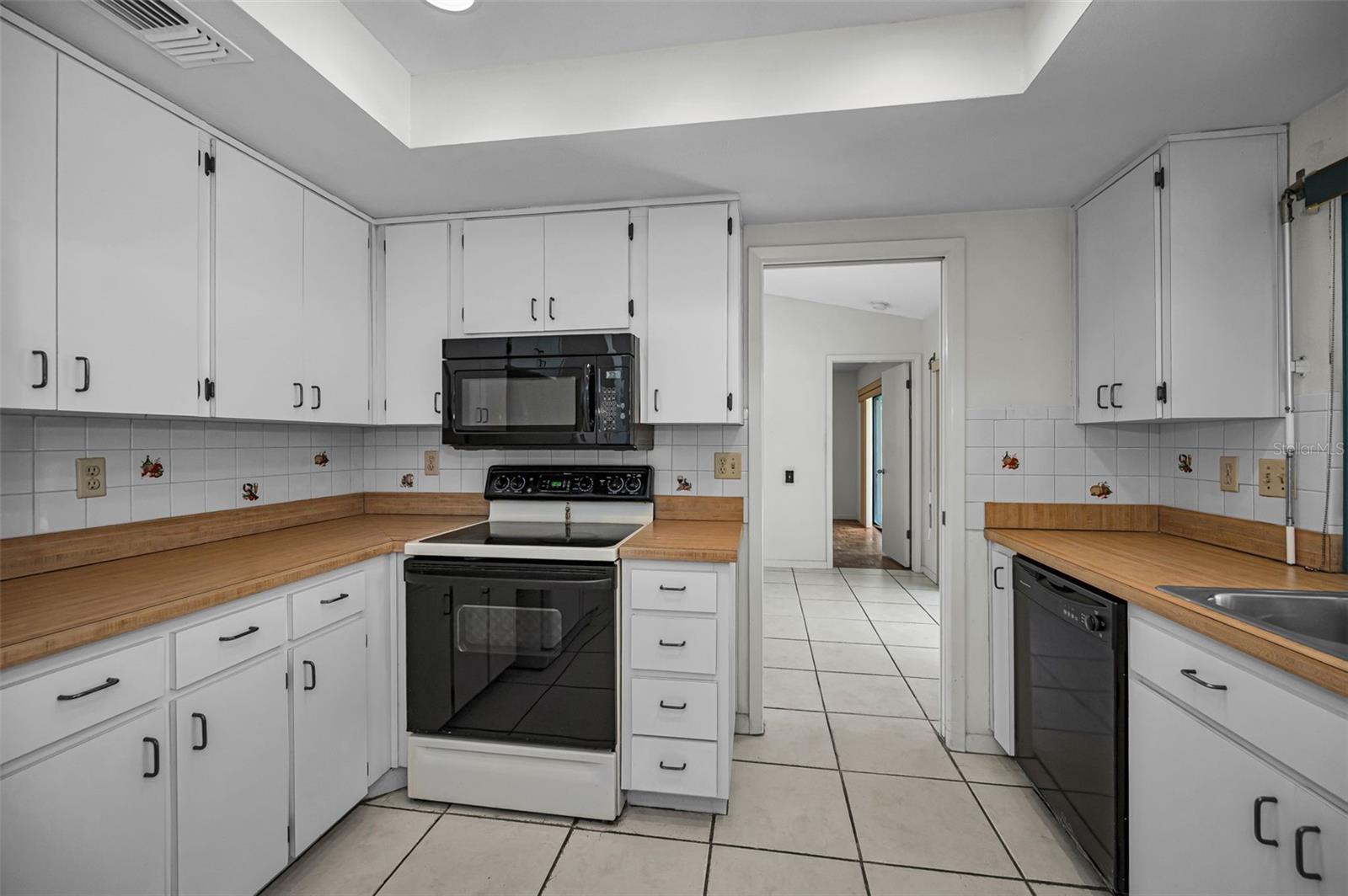 FAIRWAY SPGS - Residential