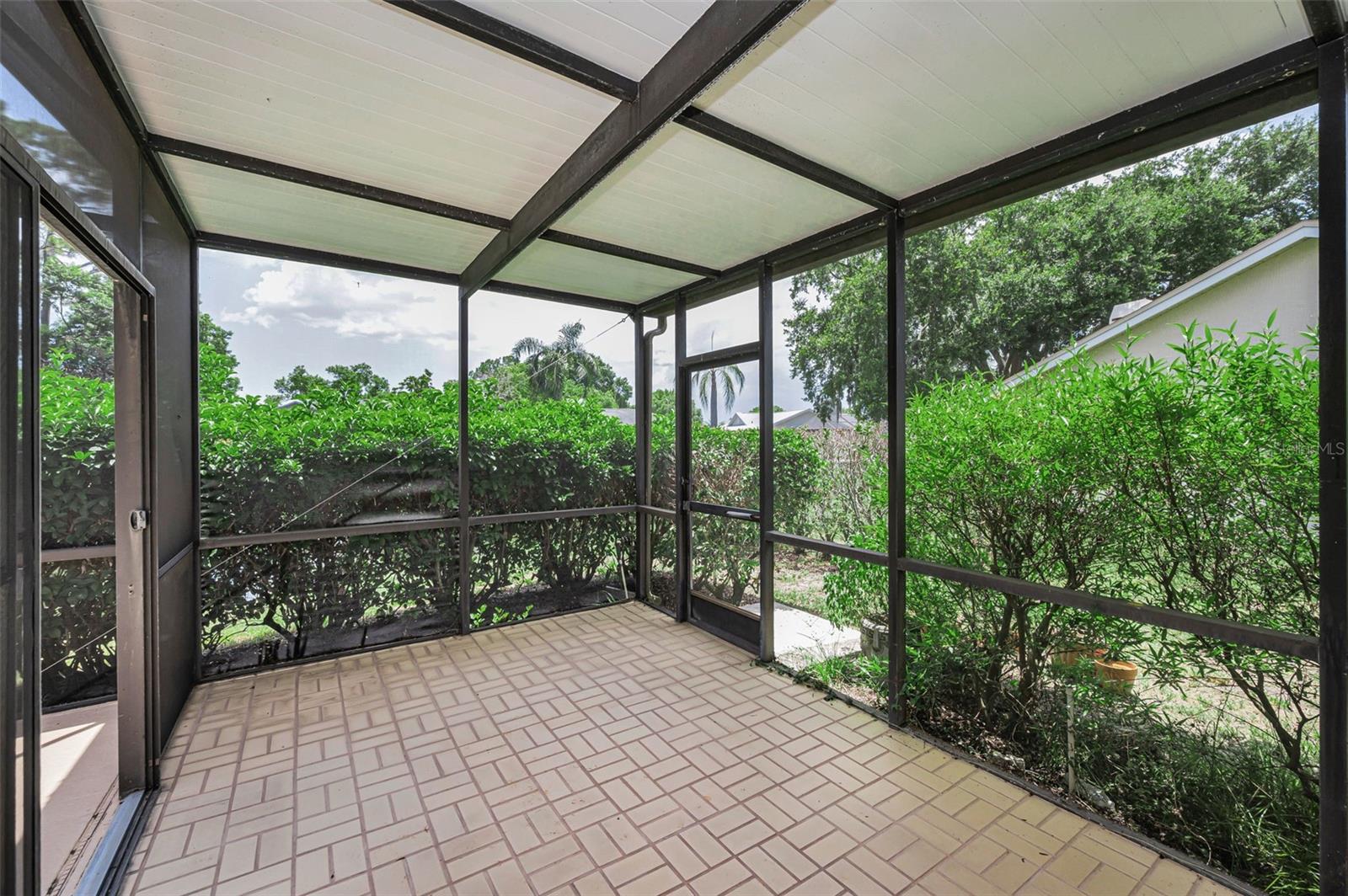 FAIRWAY SPGS - Residential