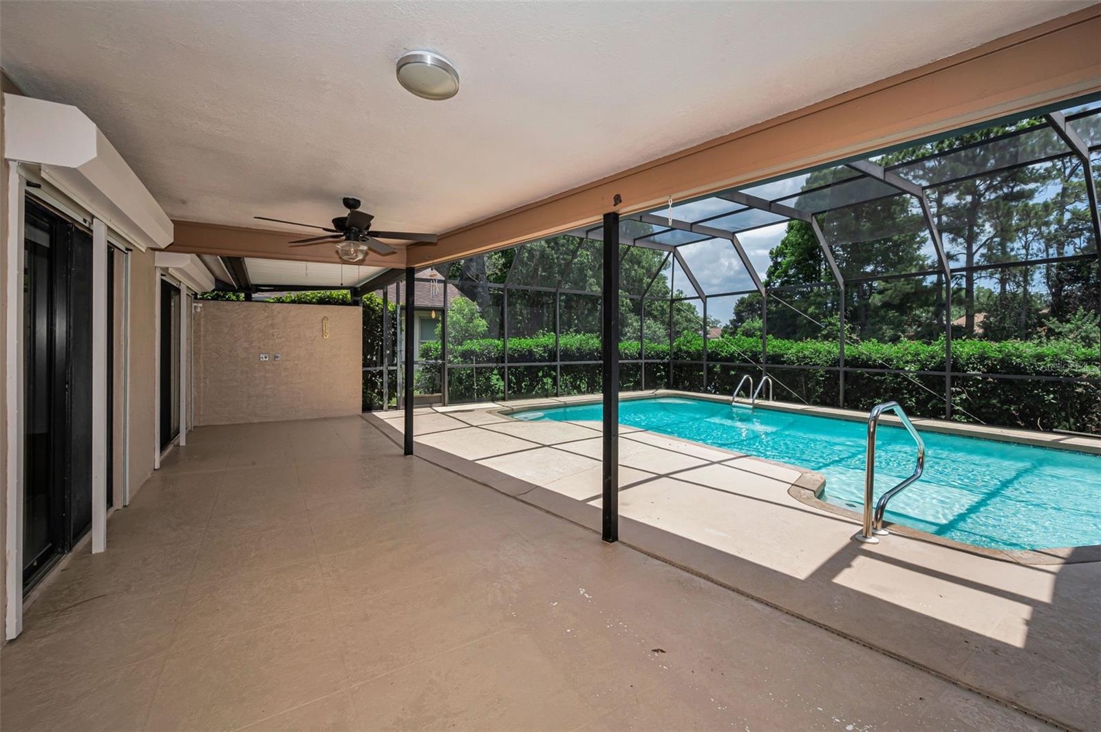 FAIRWAY SPGS - Residential