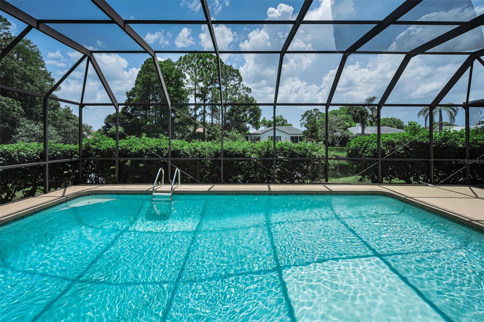 FAIRWAY SPGS - Residential