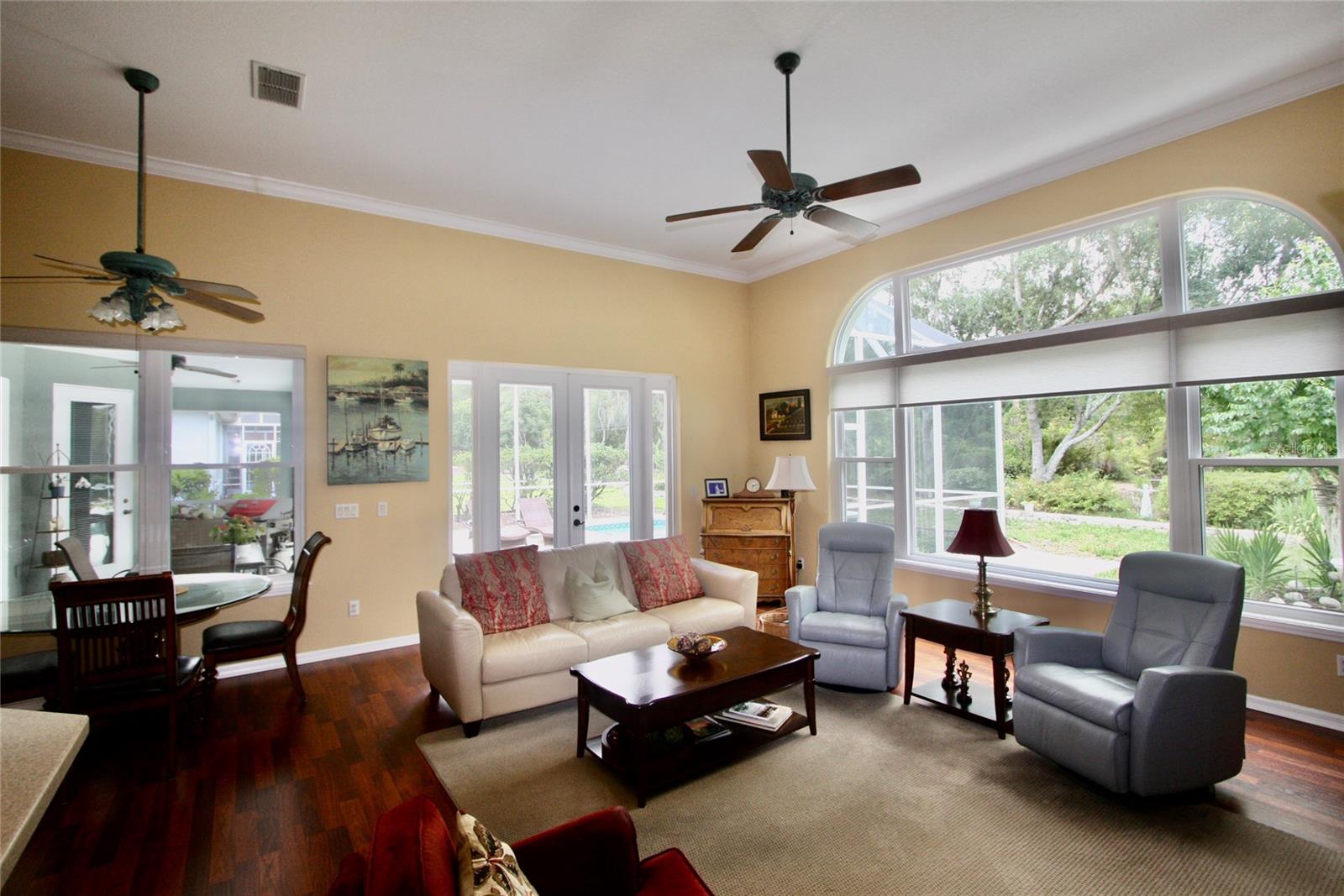 MT DORA COUNTRY CLUB MT DORA PH 02-6 - Residential