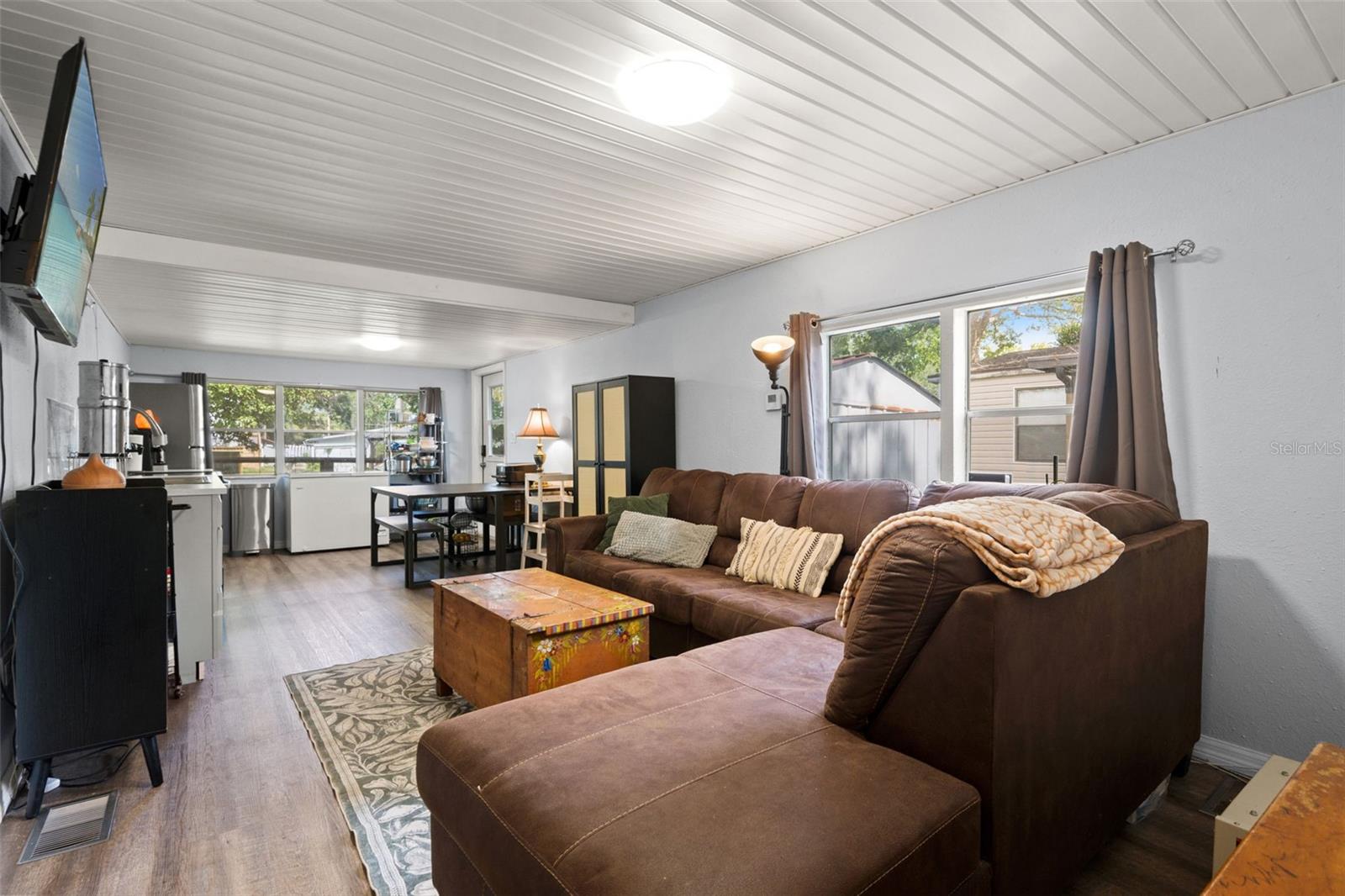 WEEKI WACHEE SHORES - Residential