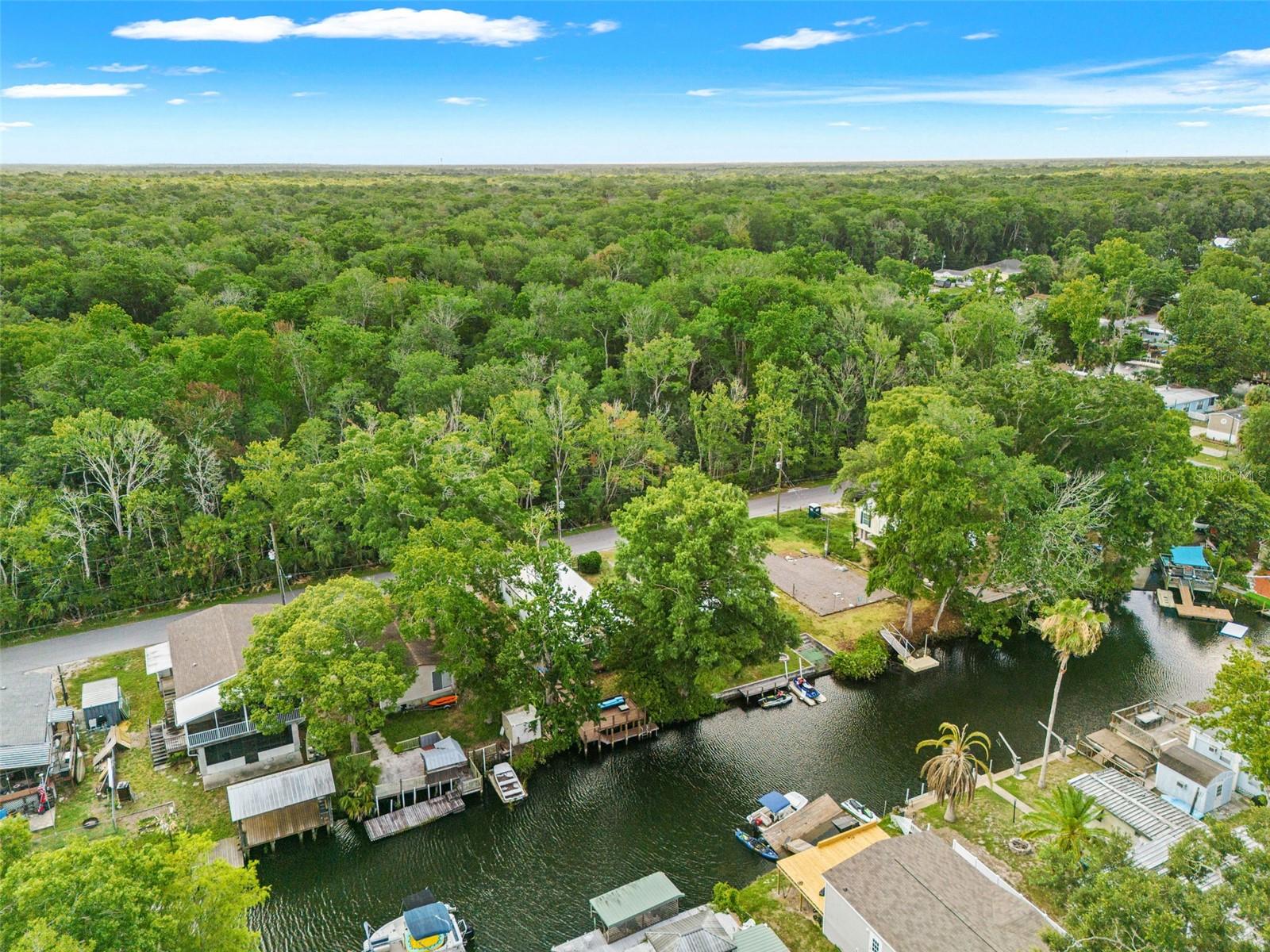 WEEKI WACHEE SHORES - Residential