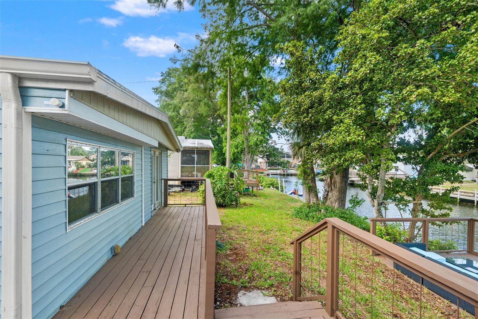 WEEKI WACHEE SHORES - Residential