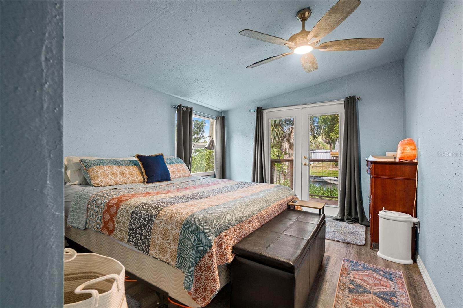 WEEKI WACHEE SHORES - Residential