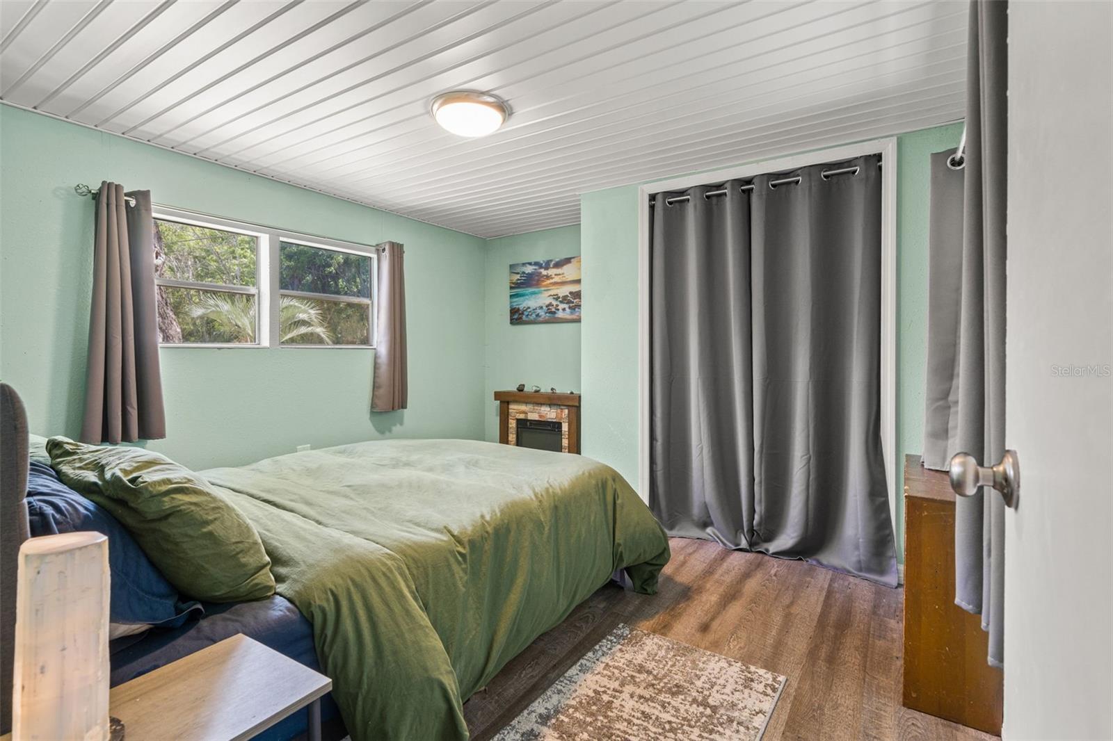 WEEKI WACHEE SHORES - Residential