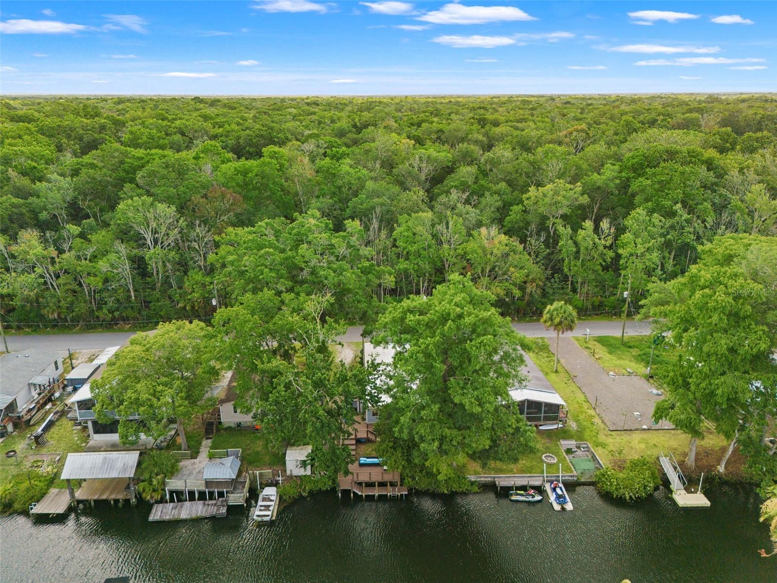WEEKI WACHEE SHORES - Residential