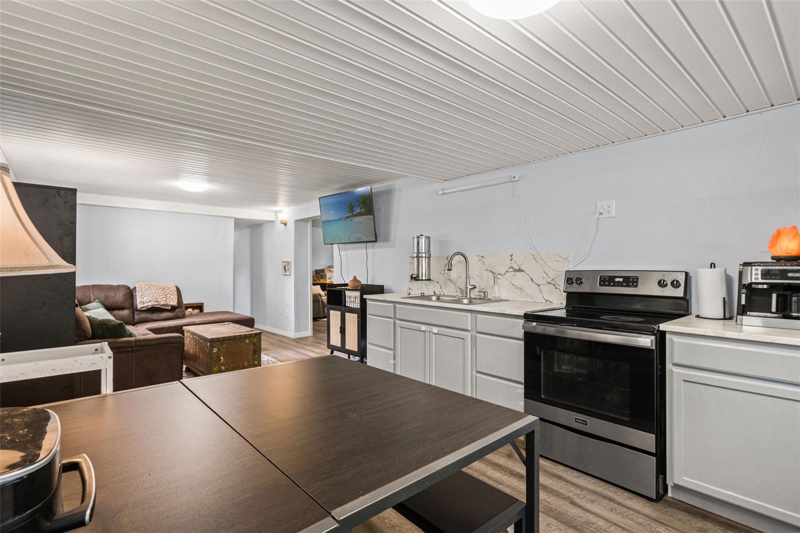 WEEKI WACHEE SHORES - Residential