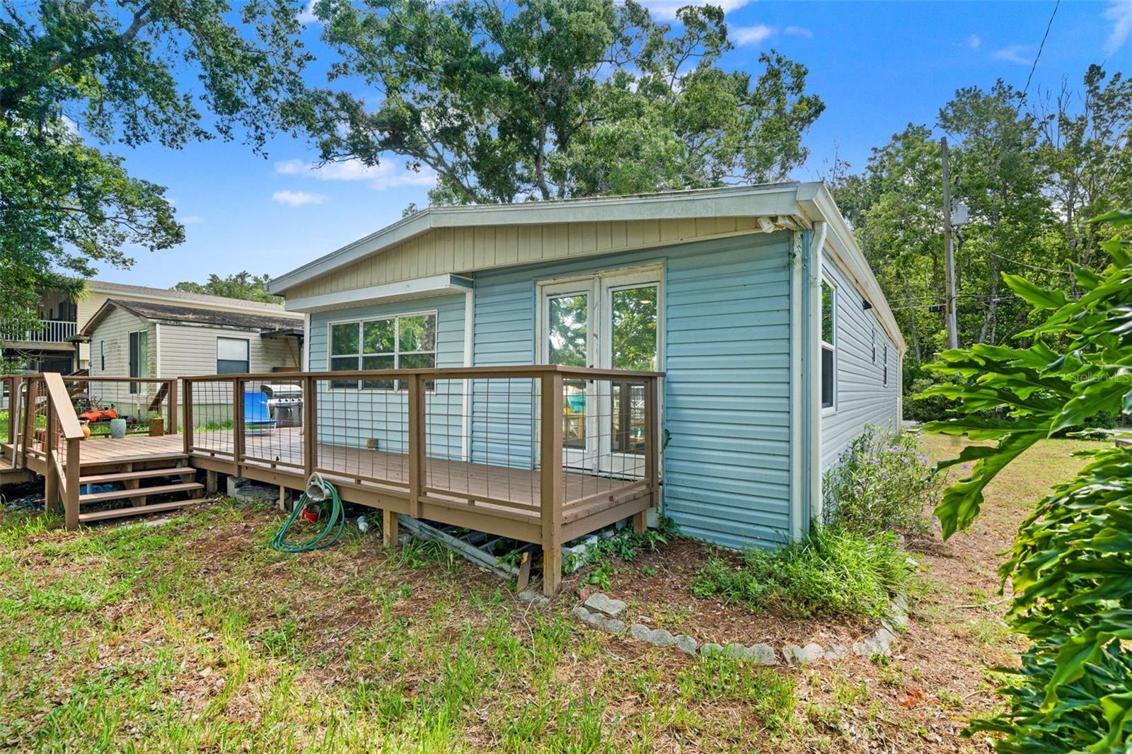 WEEKI WACHEE SHORES - Residential