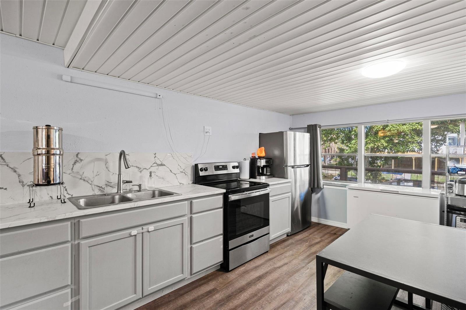 WEEKI WACHEE SHORES - Residential