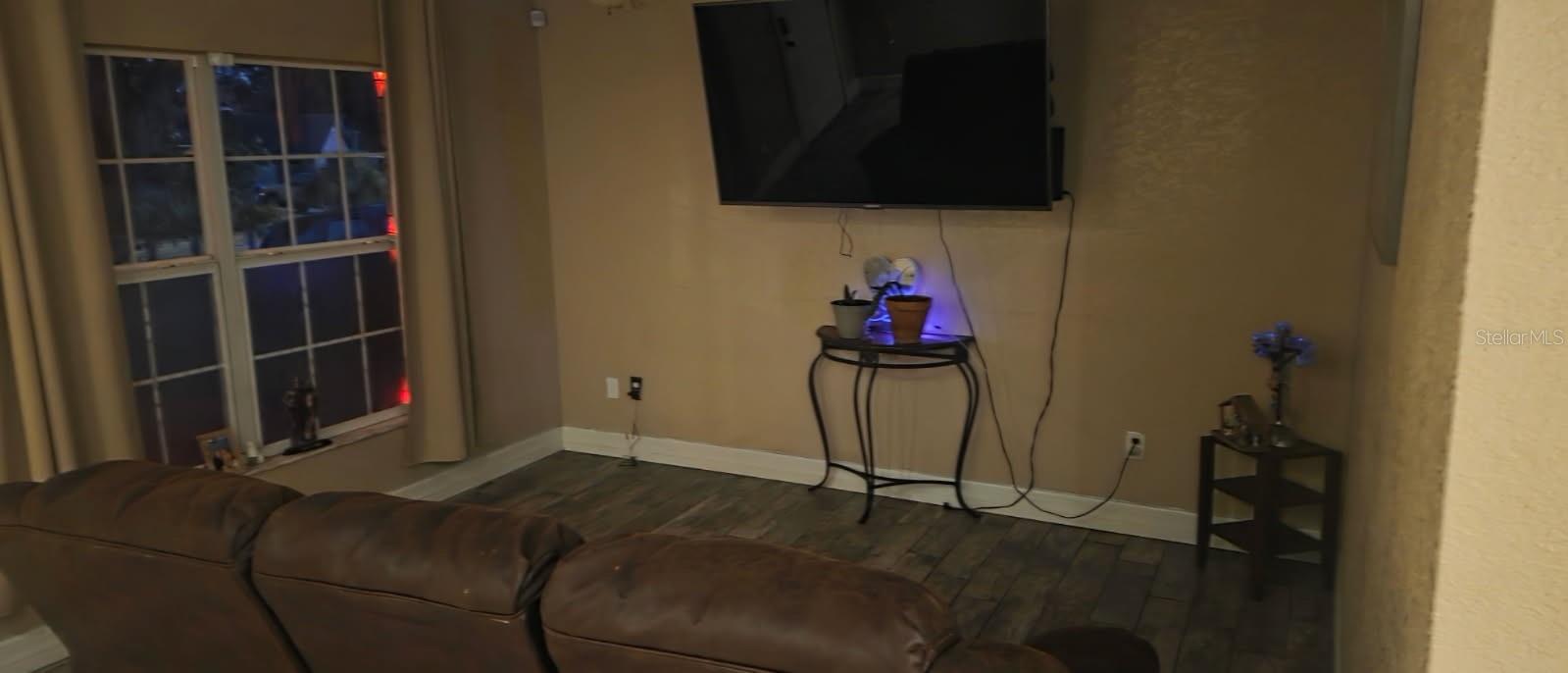 PRESIDENTIAL MANOR UNIT 2A - Residential