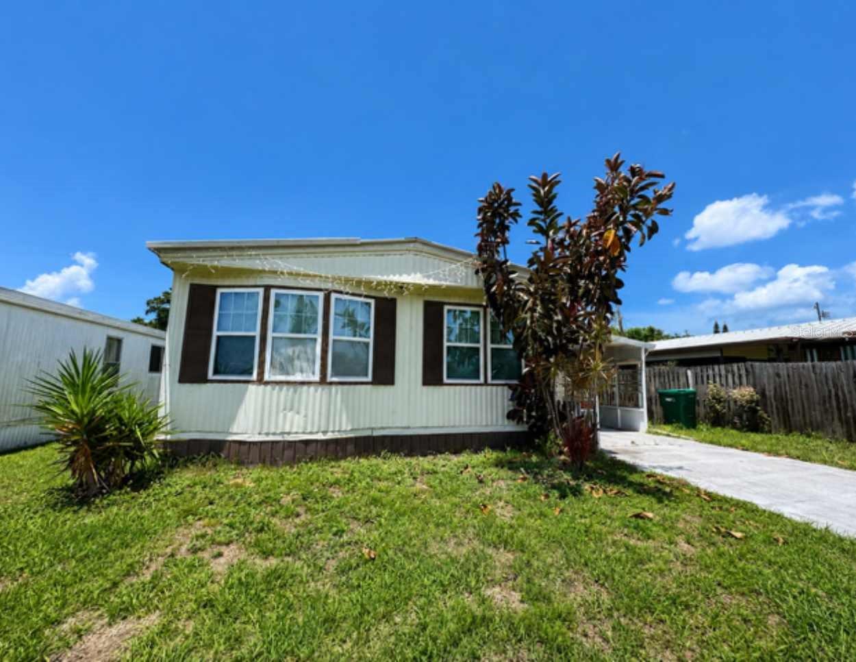 One or more photo(s) has been virtually staged. Updated 2-bedroom, 2-bath mobile home in Holiday with owned land, no lot rent, and no HOA. This home features a wide-open floor plan, granite countertops, shaker-style cabinets, laminate flooring throughout, and no carpet.

A great opportunity for an owner-occupant, seasonal resident, or investor looking for a low-maintenance property near Florida’s Gulf Coast. Conveniently located near boat ramps, shopping, restaurants, medical facilities, and US Highway 19 for easy access throughout the area.

Clean, updated, and full of potential, this is an affordable Florida lifestyle opportunity