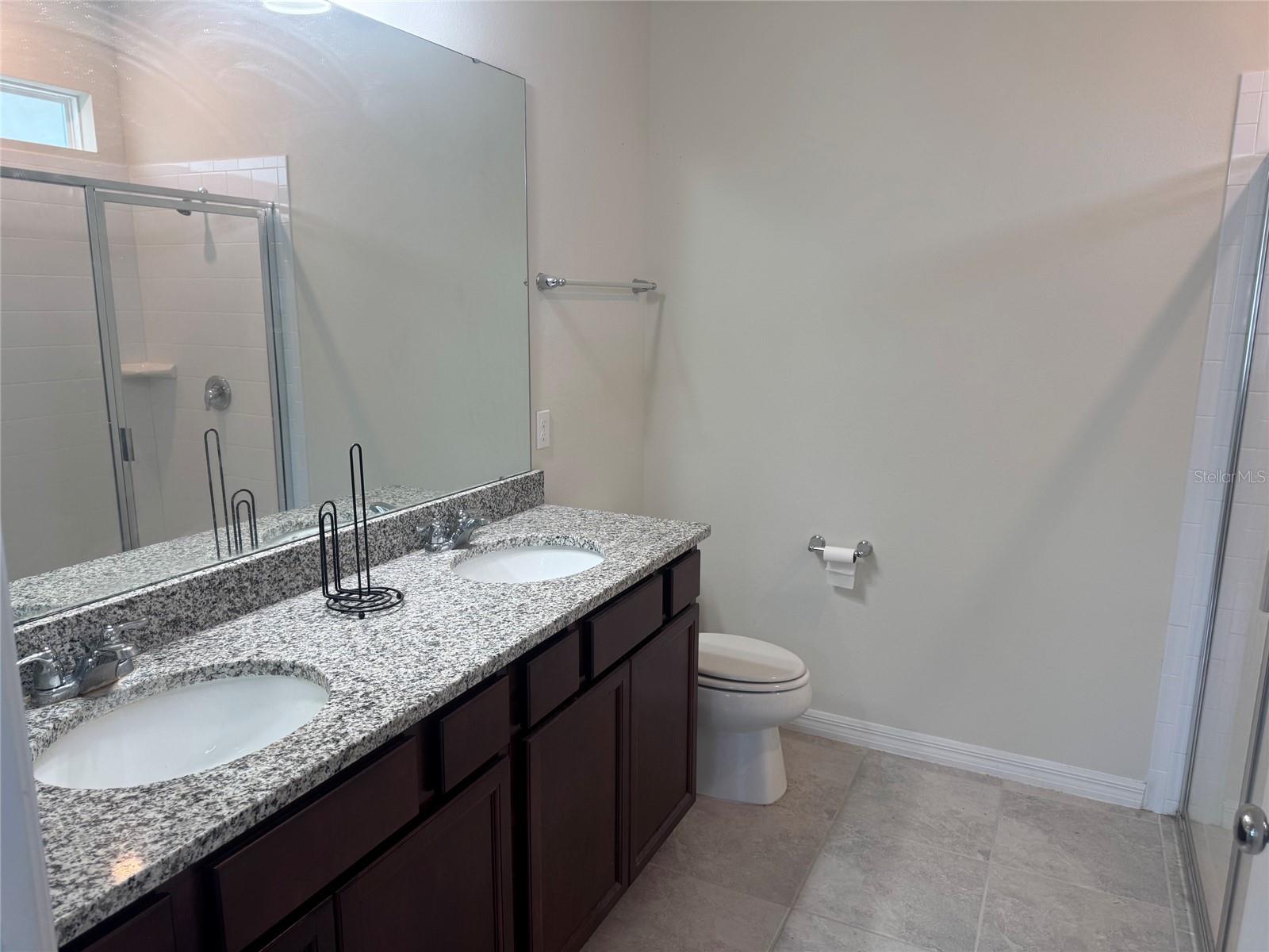 LIVE OAK LAKE PH 1 - Residential