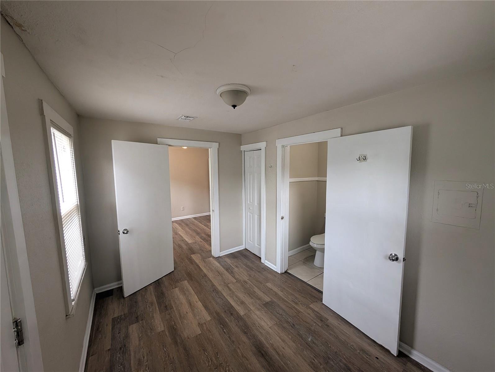 CROMWELL HEIGHTS - Residential Lease
