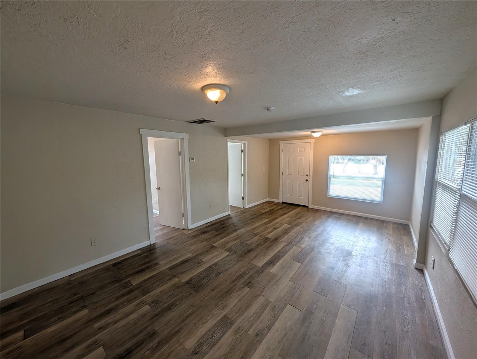 CROMWELL HEIGHTS - Residential Lease