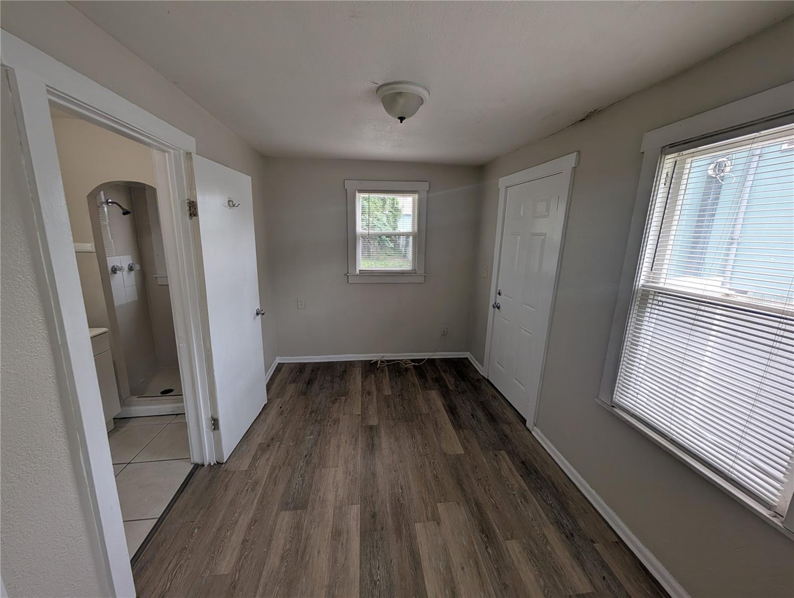 CROMWELL HEIGHTS - Residential Lease