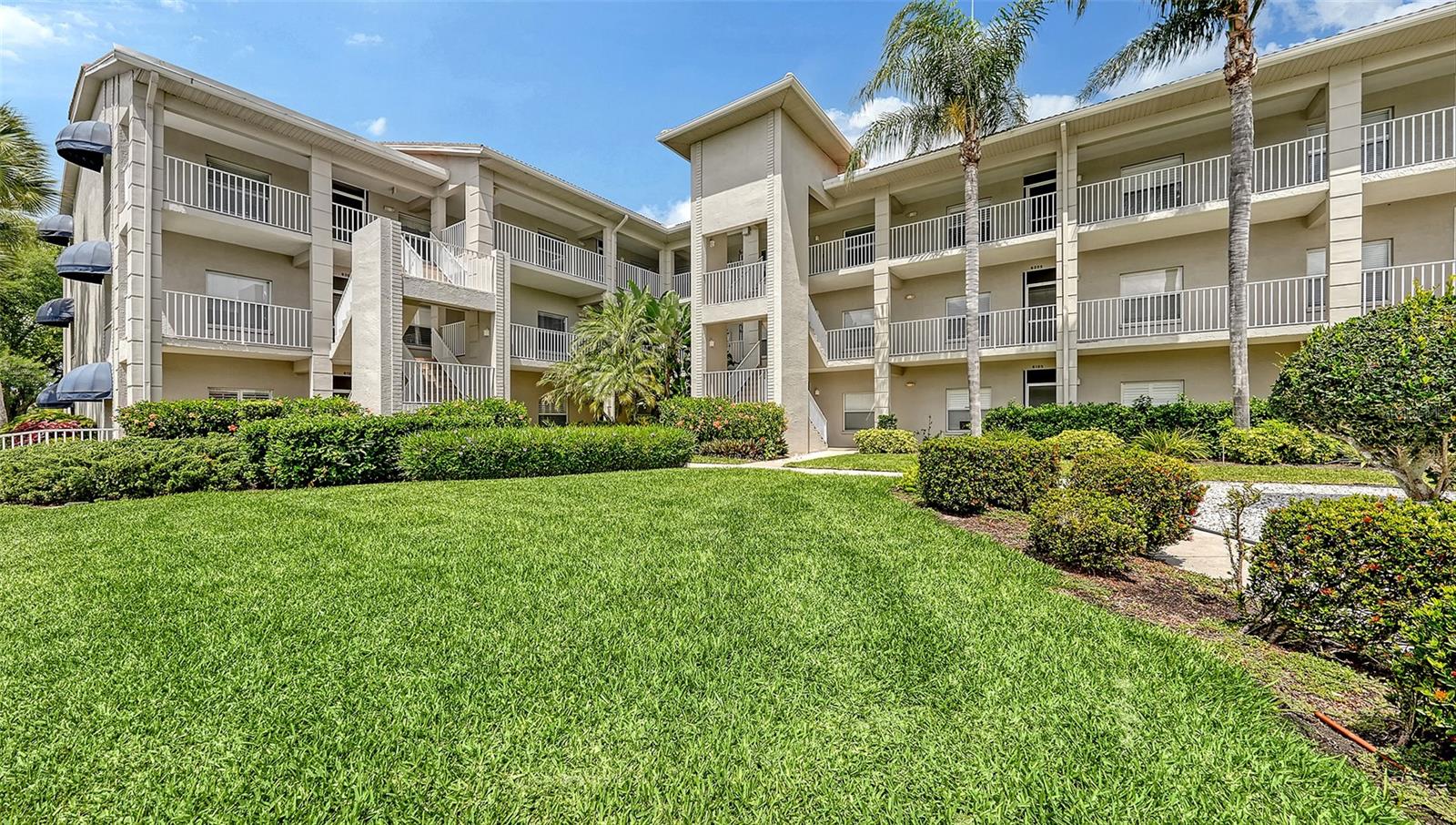 STONEYBROOK CLUBSIDE SOUTH 3 - Residential