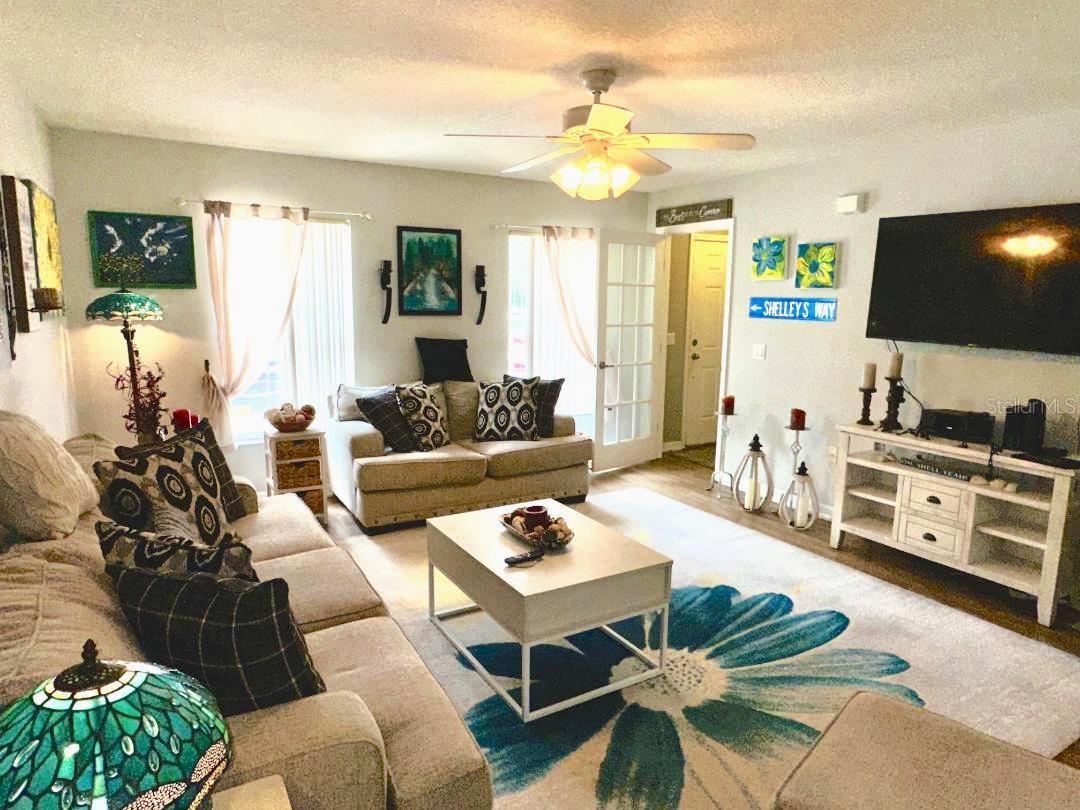 LAKESIDE TOWN HOMES CONDO - Residential