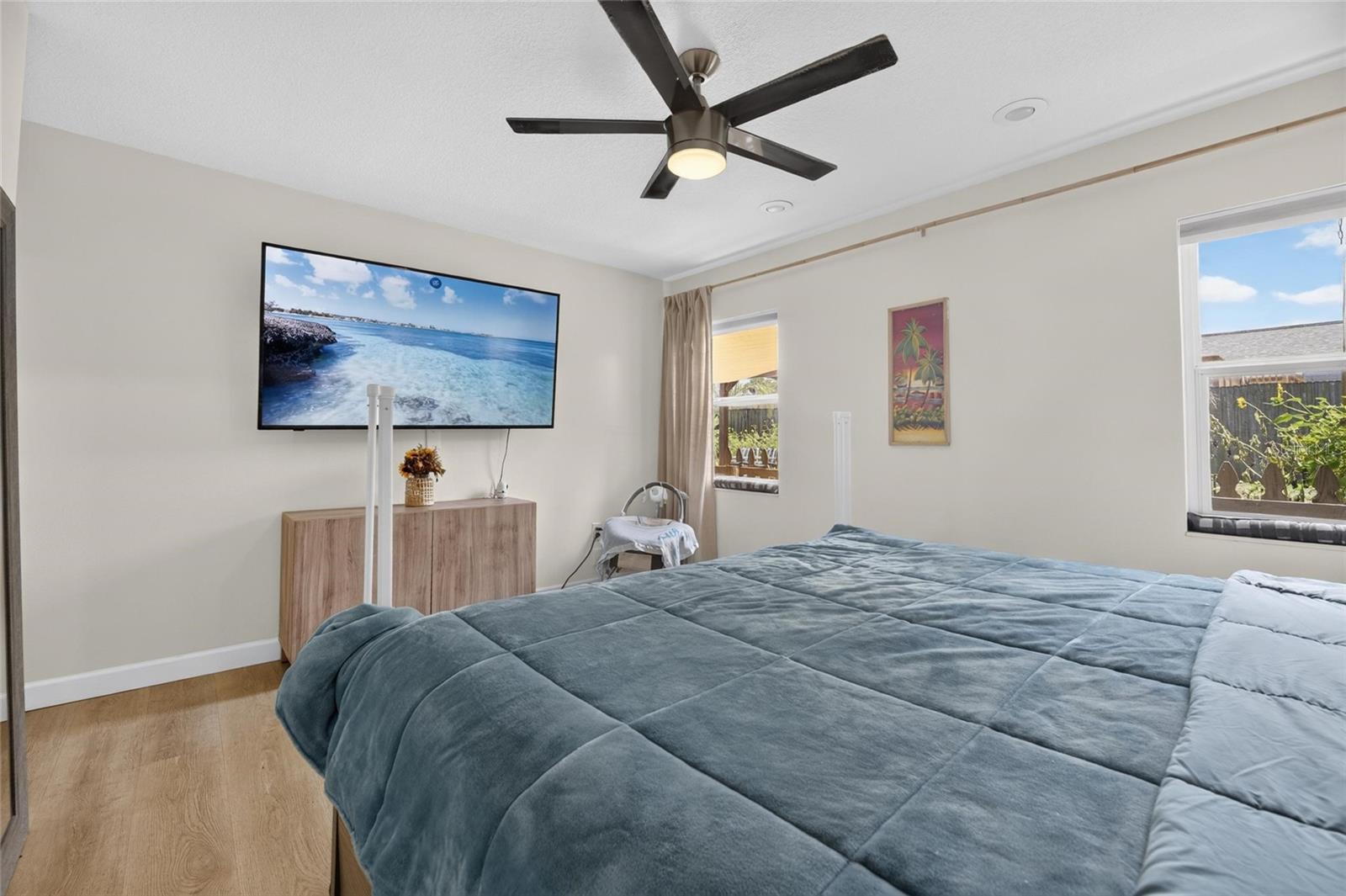 LAKEVIEW VILLAGE SEC C UNI - Residential Lease