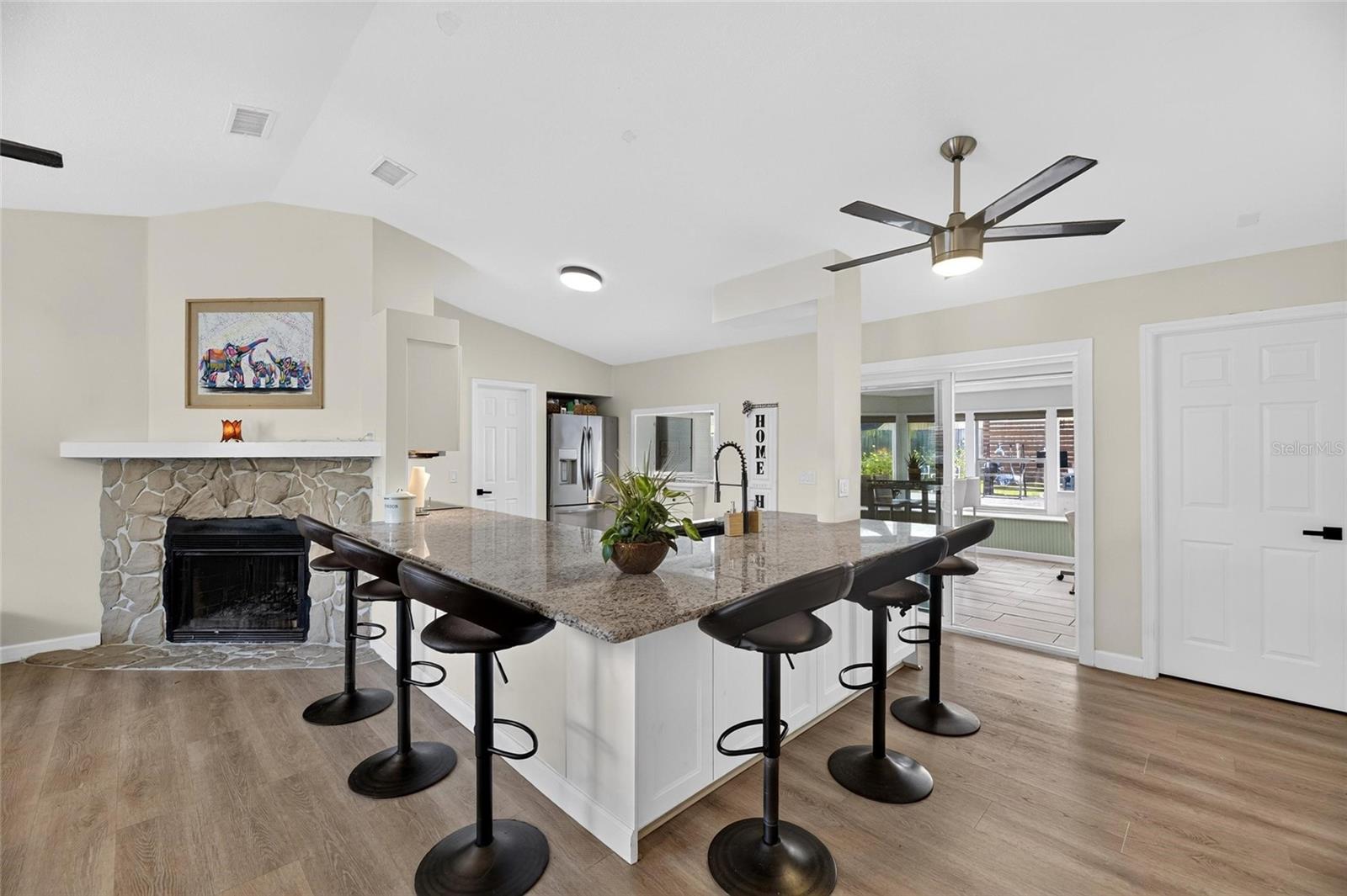 LAKEVIEW VILLAGE SEC C UNI - Residential Lease