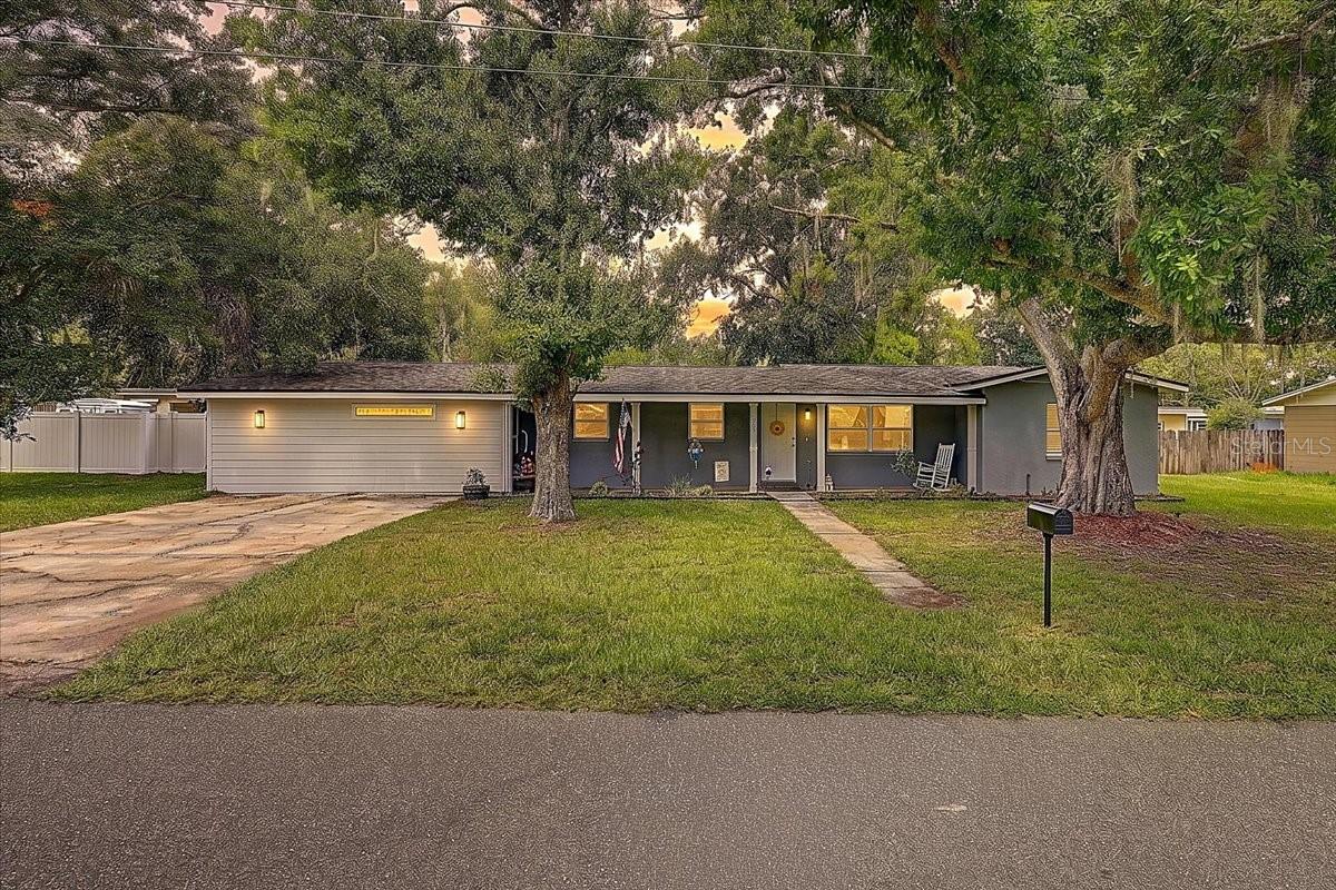 Completely remodeled 4BR/2BA pool home with a desirable split-bedroom floor plan! Nearly every major component was replaced just 3 years ago, including the electrical system, windows, doors, HVAC, water heater, insulation, flooring, interior and exterior paint, and lighting. The open-concept layout features a beautifully updated kitchen overlooking the living and dining areas, complete with stainless steel appliances, solid wood cabinetry, granite countertops, a farmhouse apron sink, and ample workspace. The spacious primary suite offers two walk-in closets and a luxurious en-suite bath with dual vanities, a soaking tub, and a separate tiled shower. Three additional bedrooms and a fully remodeled guest bath are located on the opposite side of the home, providing privacy for family and guests. Additional features include an inside laundry room and modern finishes throughout. Step outside to your private backyard oasis featuring a large in-ground
pool and plenty of space for entertaining or relaxing. Conveniently located with easy access to Tampa, Lakeland, and Orlando, this move-in-ready home offers the perfect blend of style, comfort, and location.