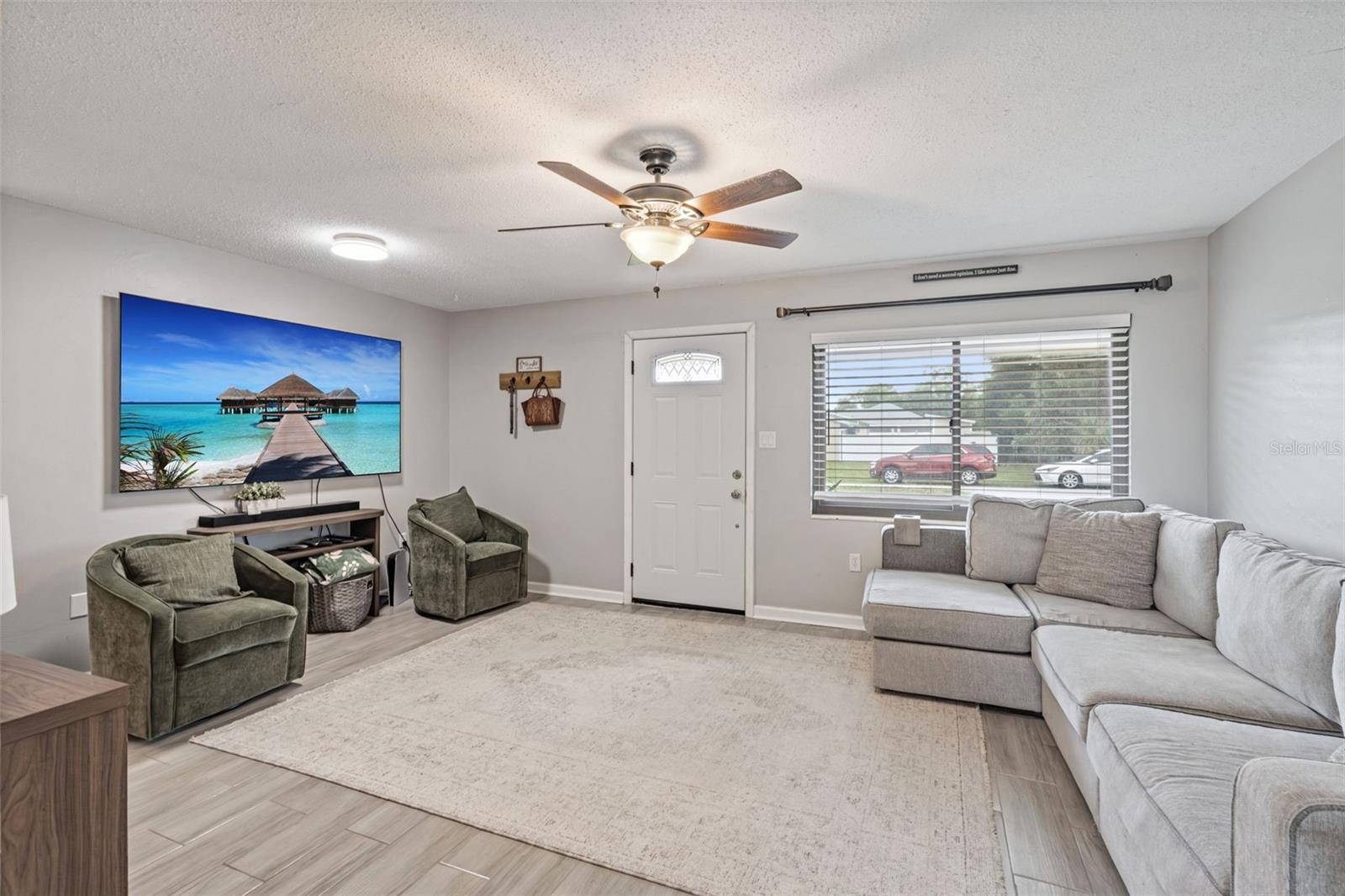 TROPICAL SHORES MANOR - Residential