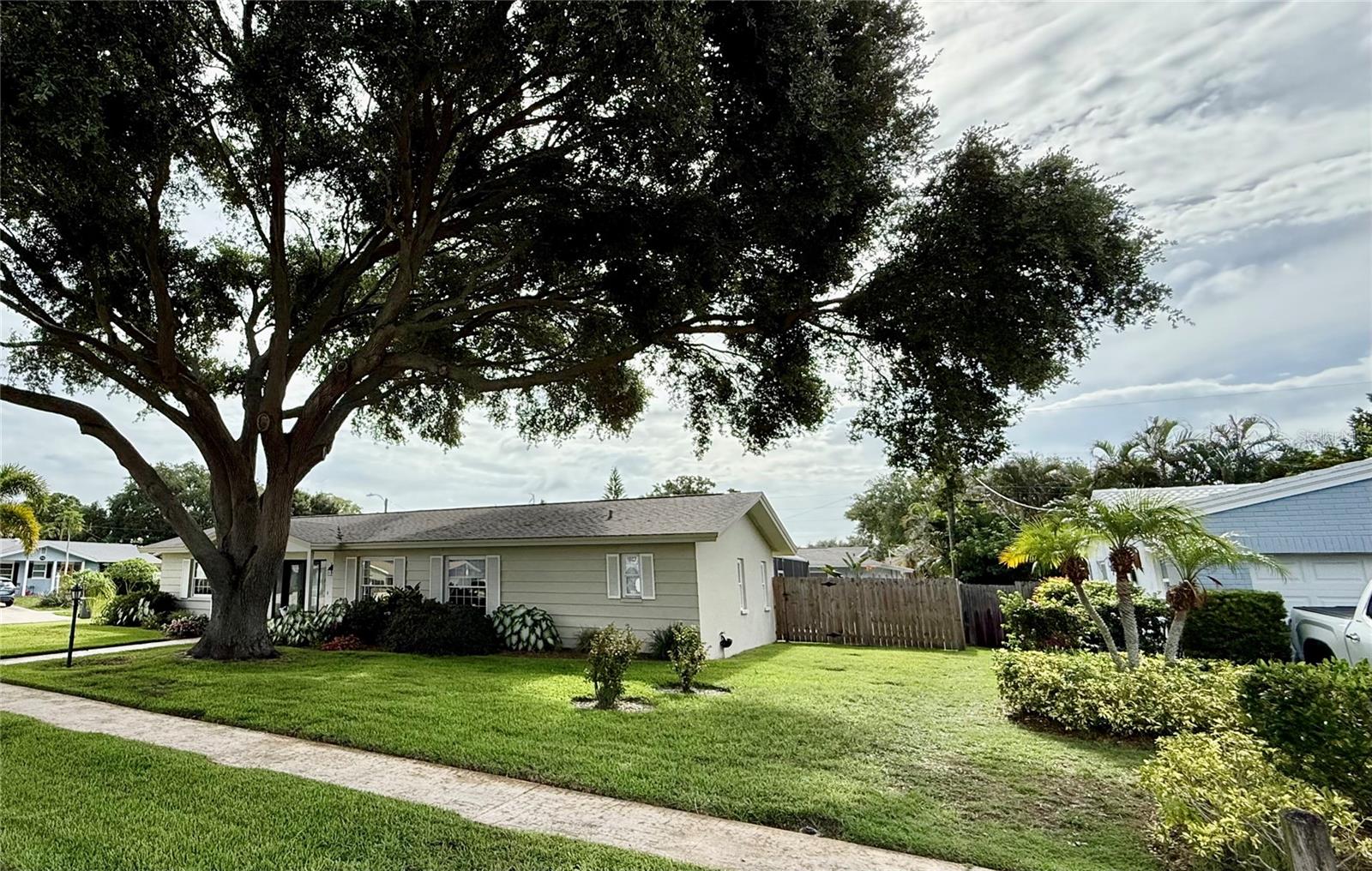 MIDWAY ACRES - Residential