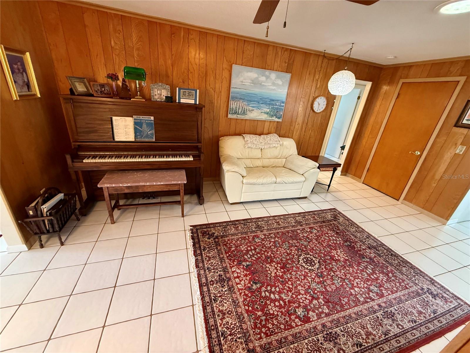 MIDWAY ACRES - Residential