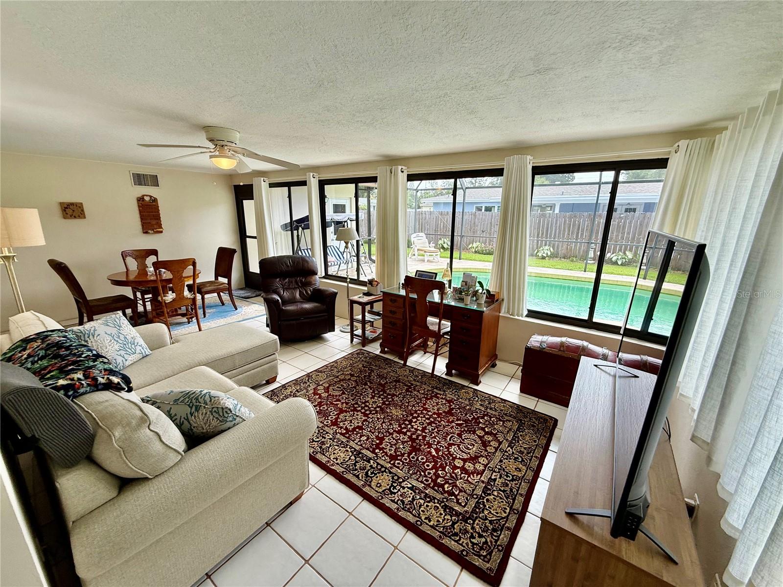 MIDWAY ACRES - Residential