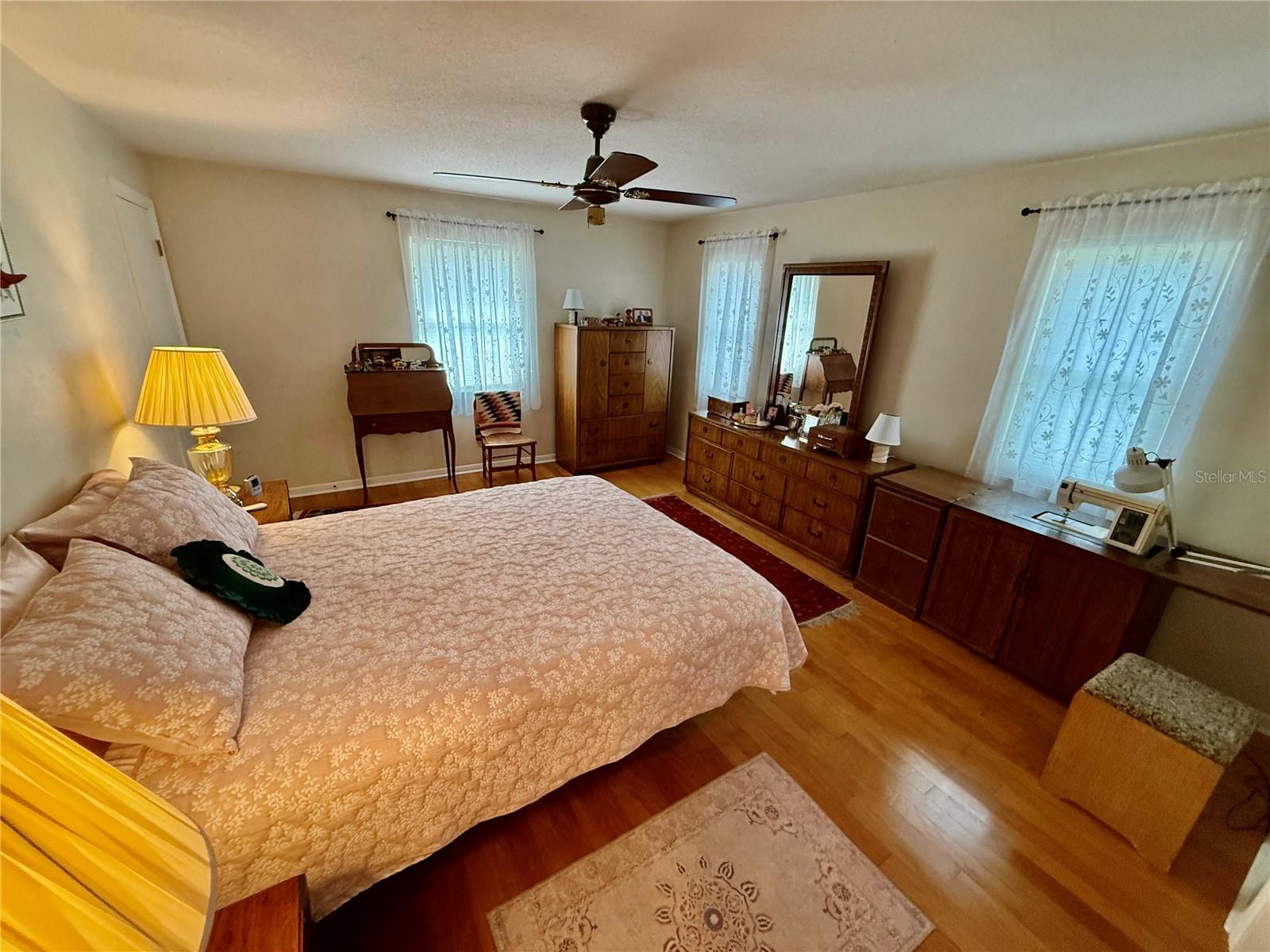 MIDWAY ACRES - Residential