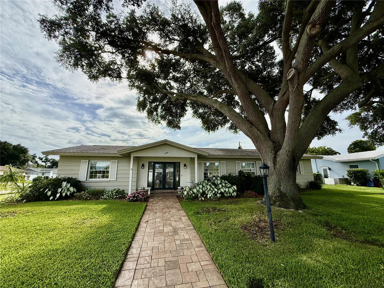 MIDWAY ACRES - Residential