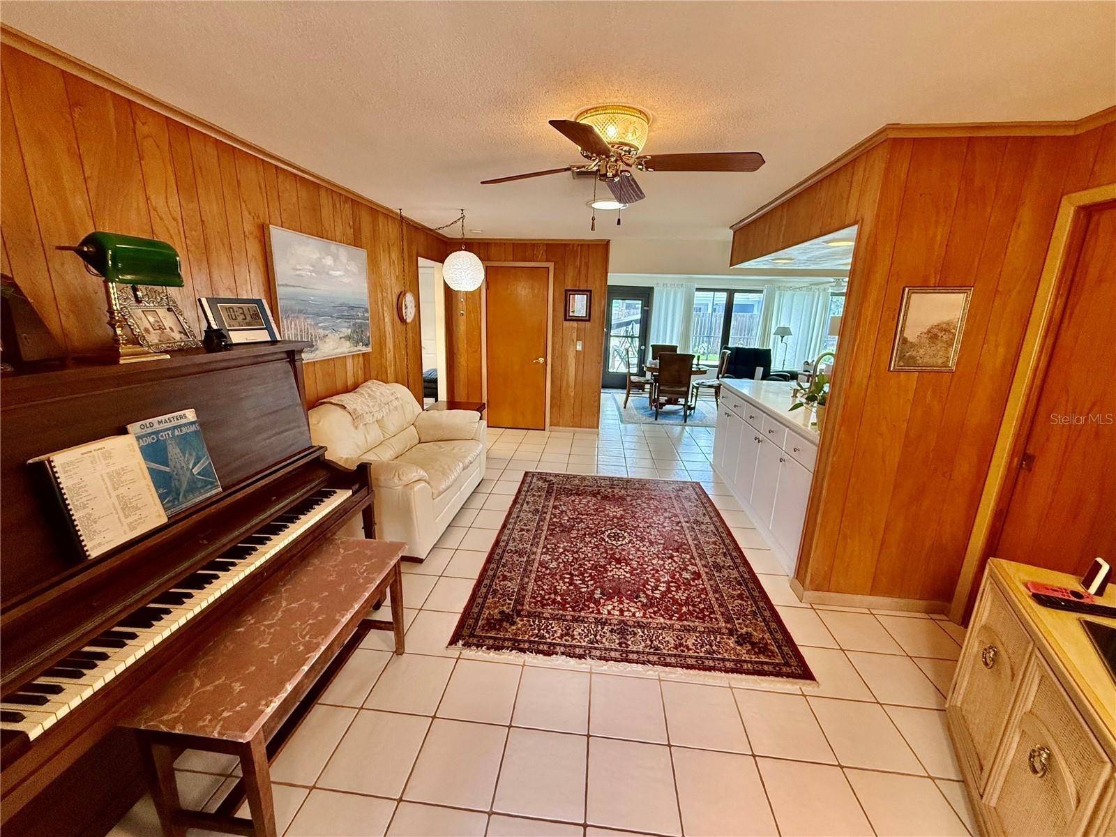 MIDWAY ACRES - Residential