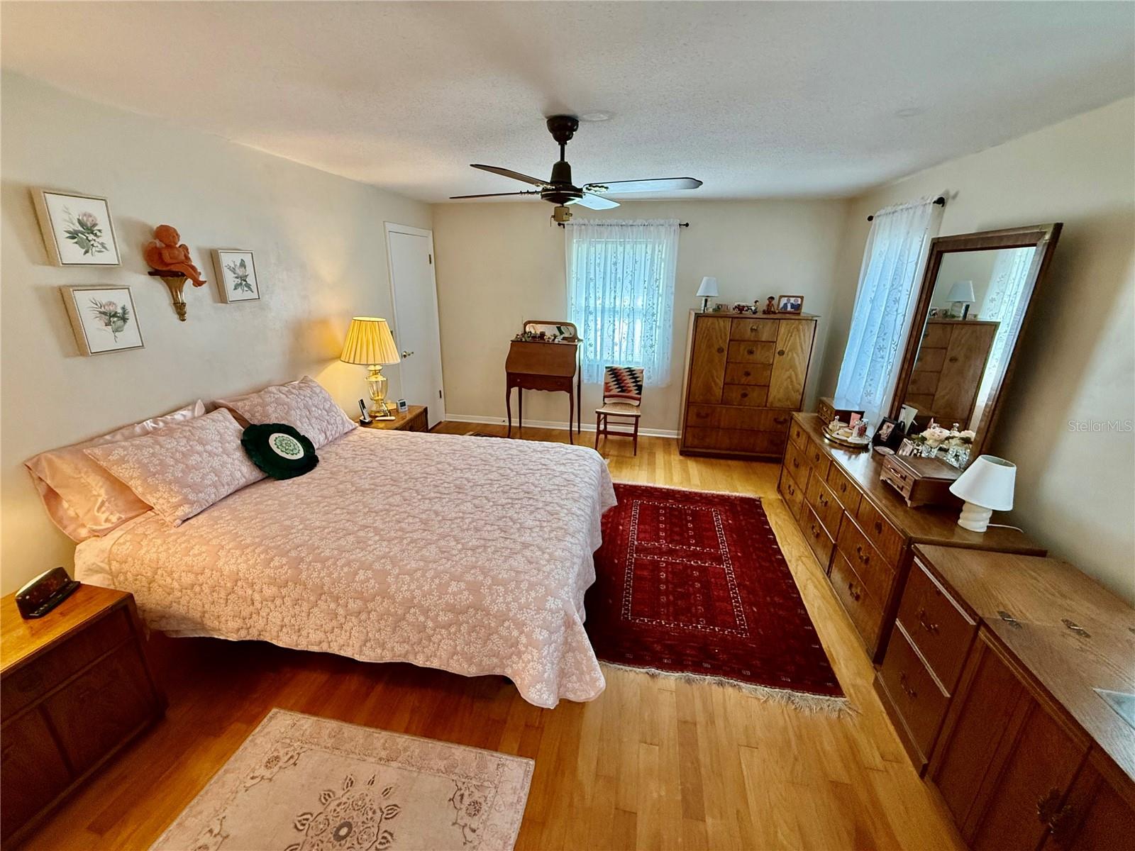 MIDWAY ACRES - Residential