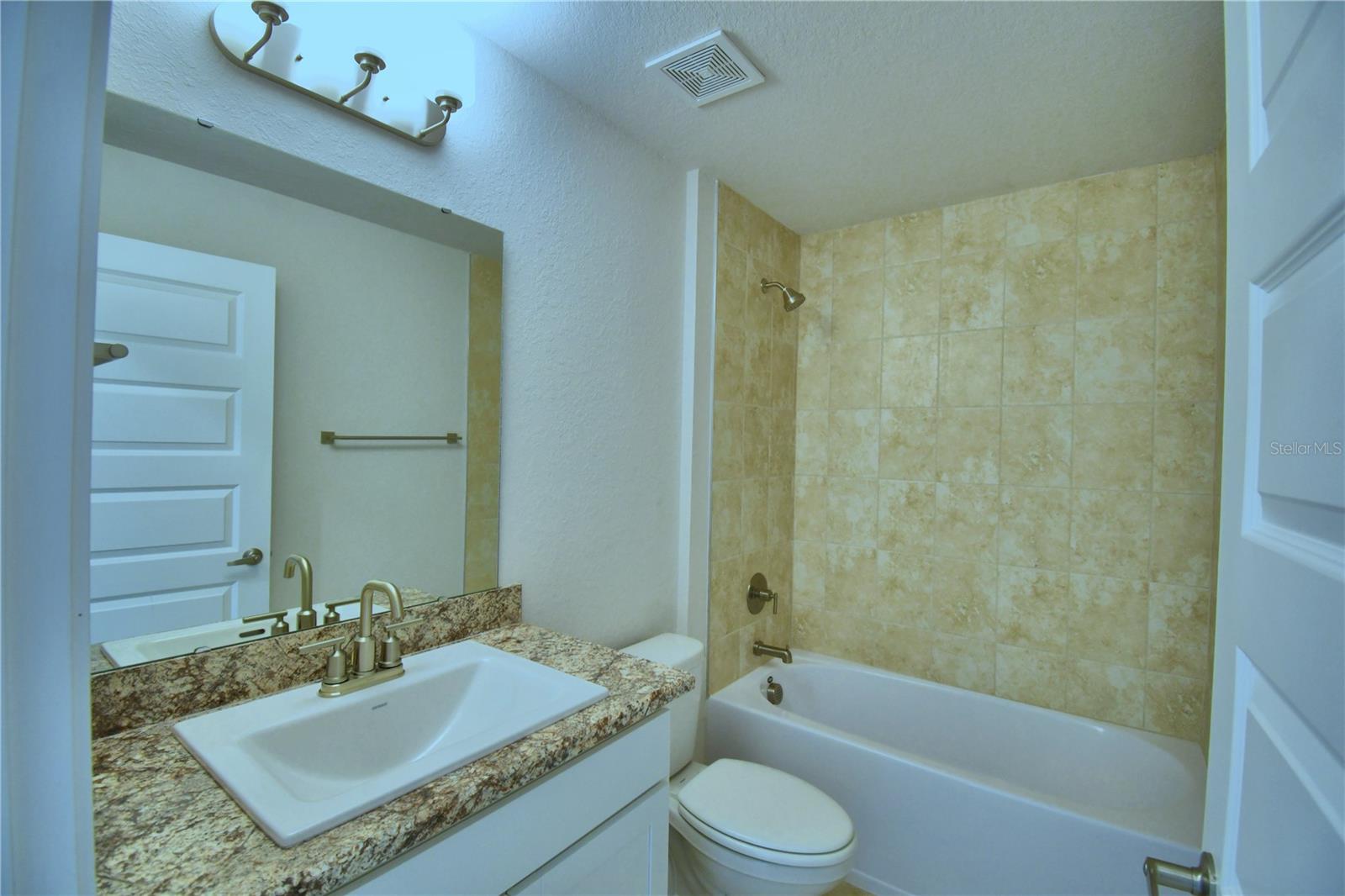 CADENCE CROSSING - Residential