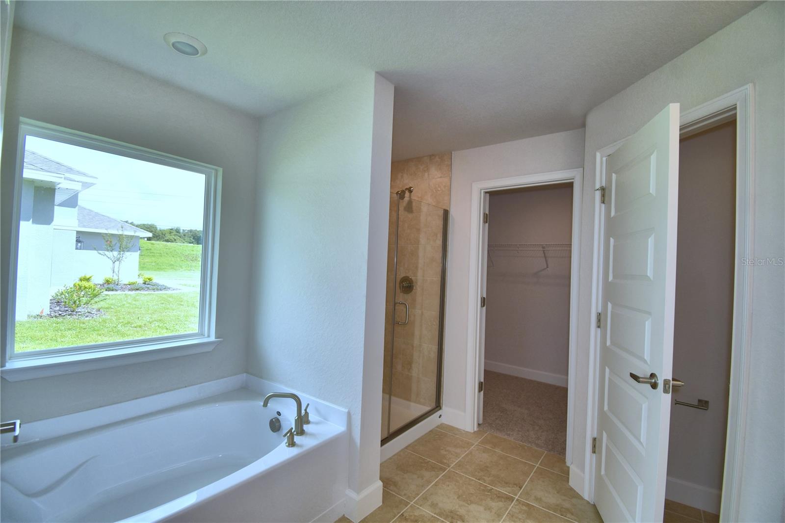 CADENCE CROSSING - Residential