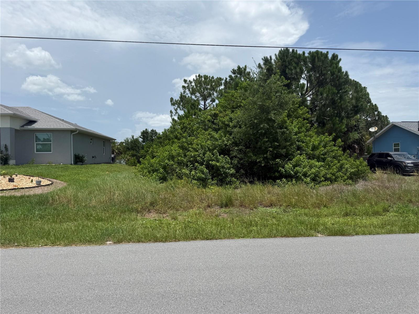 PORT CHARLOTTE SEC 072 - Land