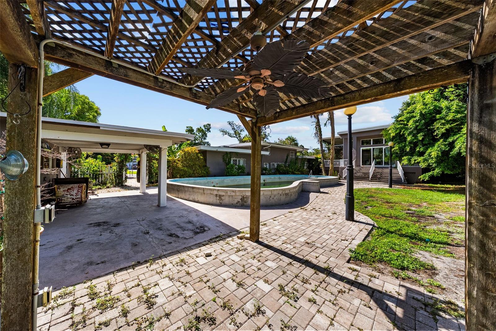 BEACH PARK - Residential