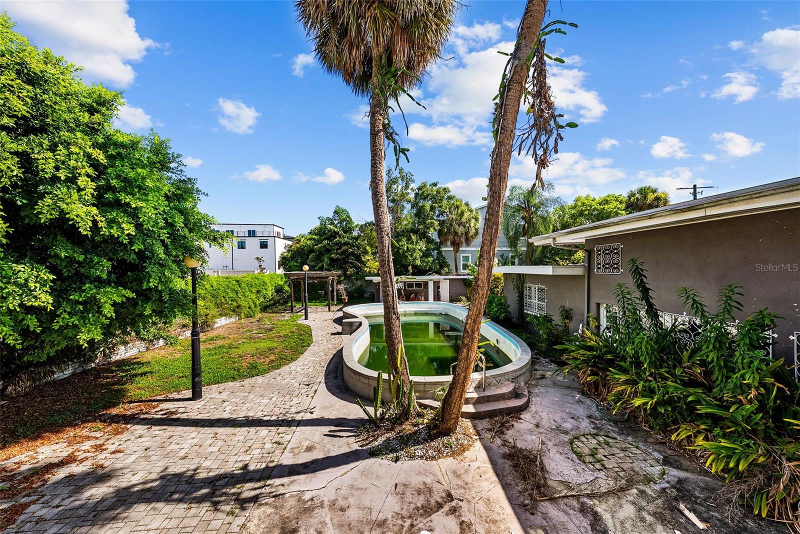 BEACH PARK - Residential