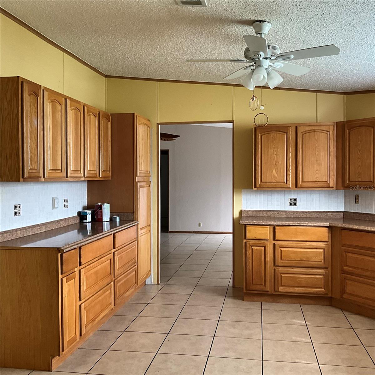 TRADERS COVE UNIT 01 - Residential