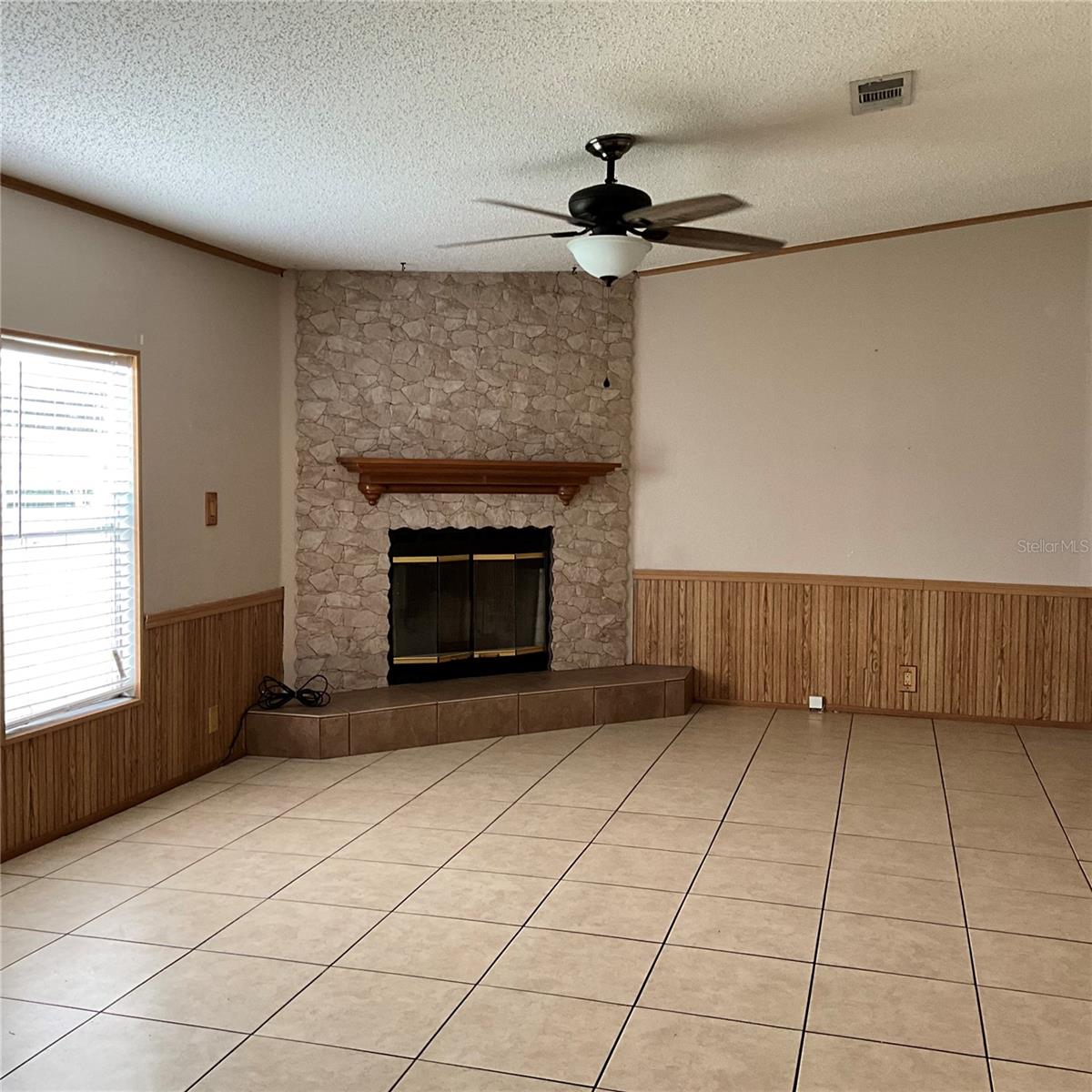 TRADERS COVE UNIT 01 - Residential