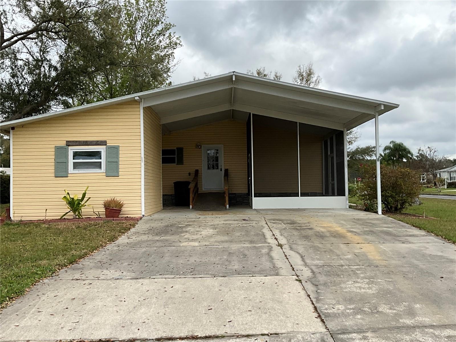 TRADERS COVE UNIT 01 - Residential