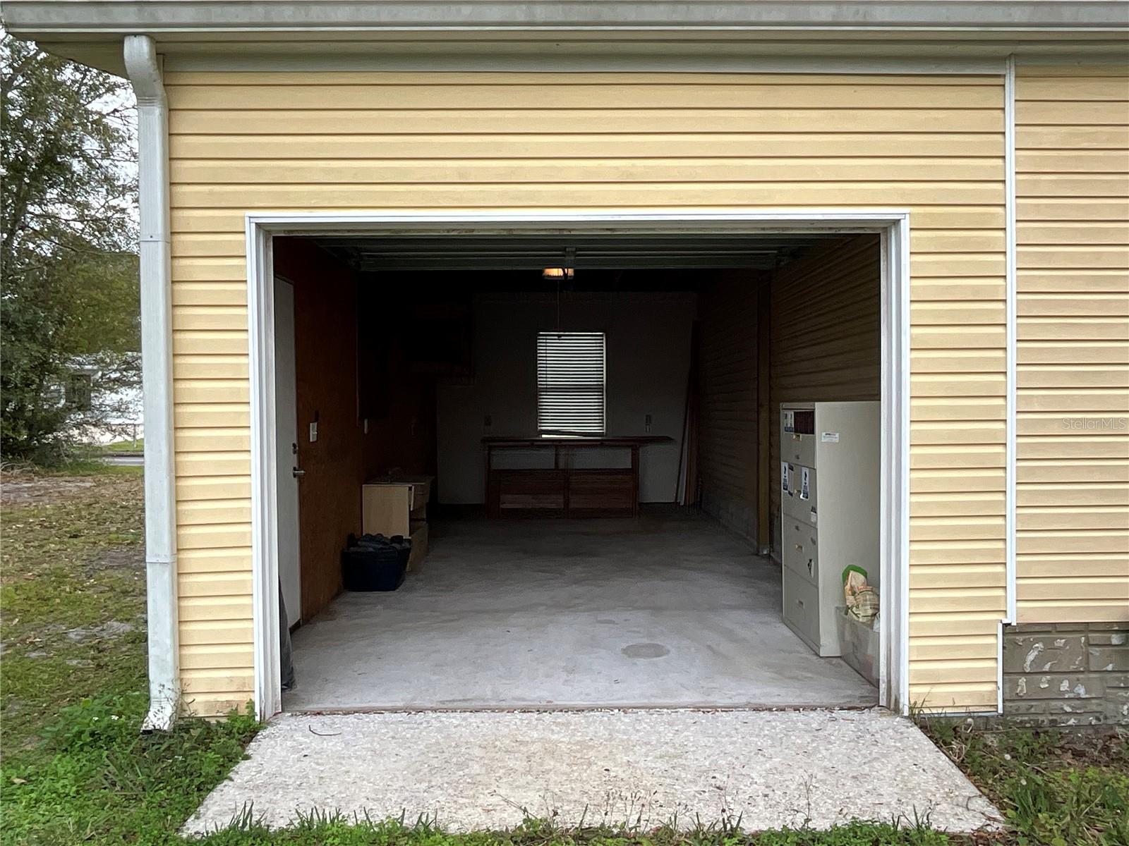 TRADERS COVE UNIT 01 - Residential